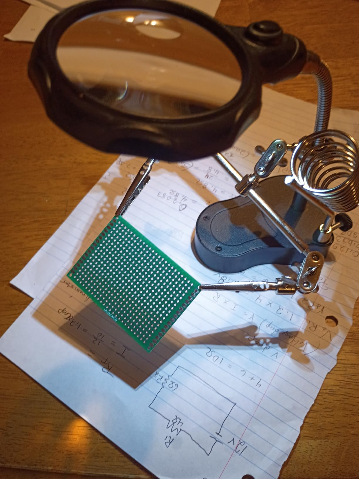 3.5X12X Helping Hands Soldering Station with LED Light & Alligator Clips - Magnifier Stand for Welding PCB Repair Jewelry Craft Hobby Model Building Watch Repair customer photo 1