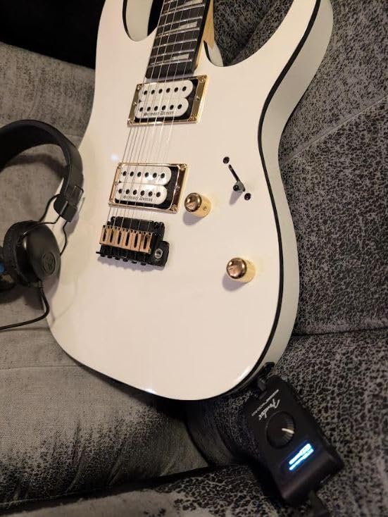 Fender Mustang Micro Personal Headphone Guitar Amplifier, 12 Amp Models, 12 Effects, Bluetooth Audio Streaming, Rechargeable, USB-C Recording, with 2-Year Warranty customer photo 1