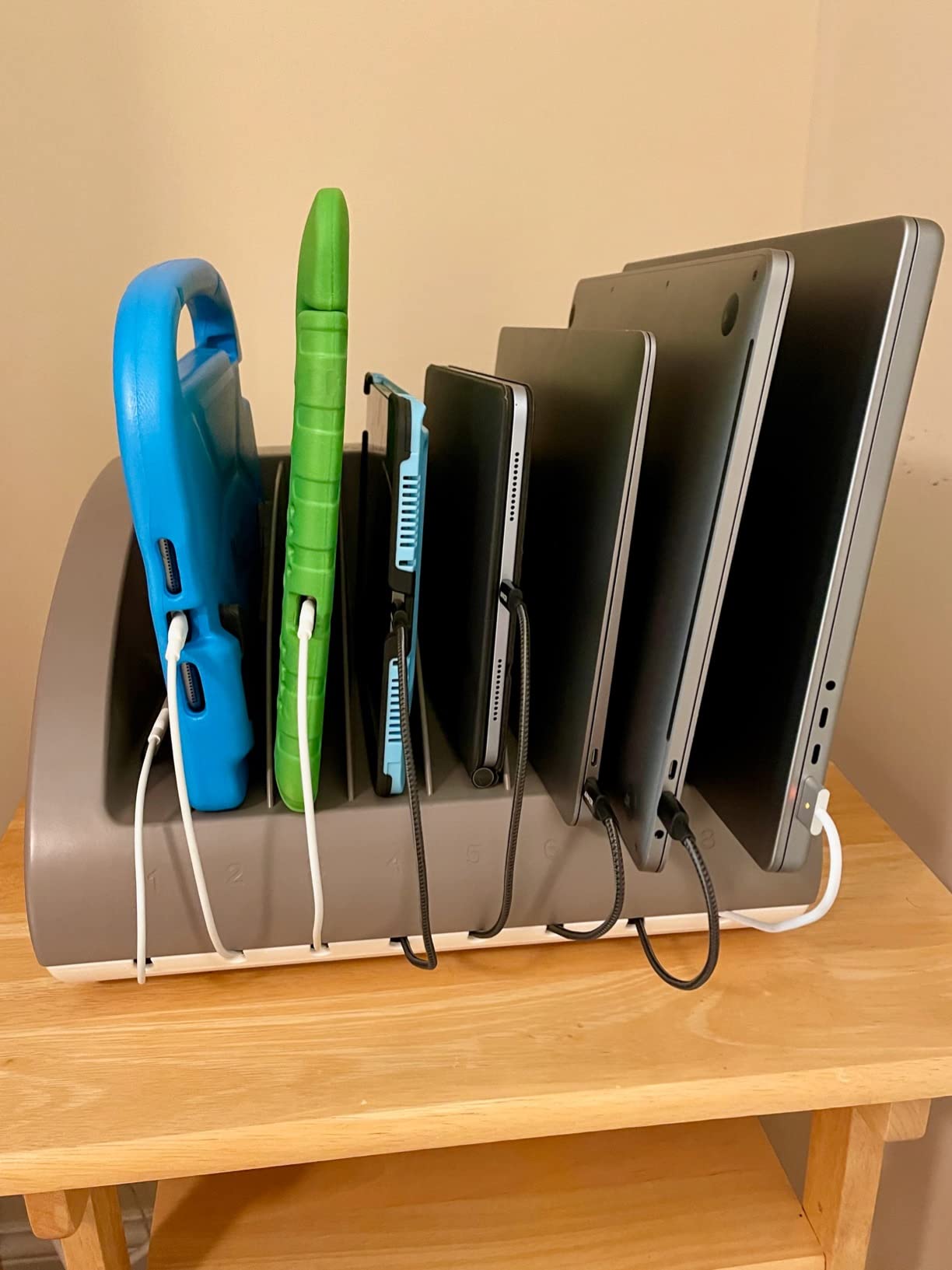POCHAR 8-Device Universal Charging Station for Laptops & Chromebooks - Classroom Organization for iPads, Tablets & More, Ideal for Schools & Offices customer photo 1