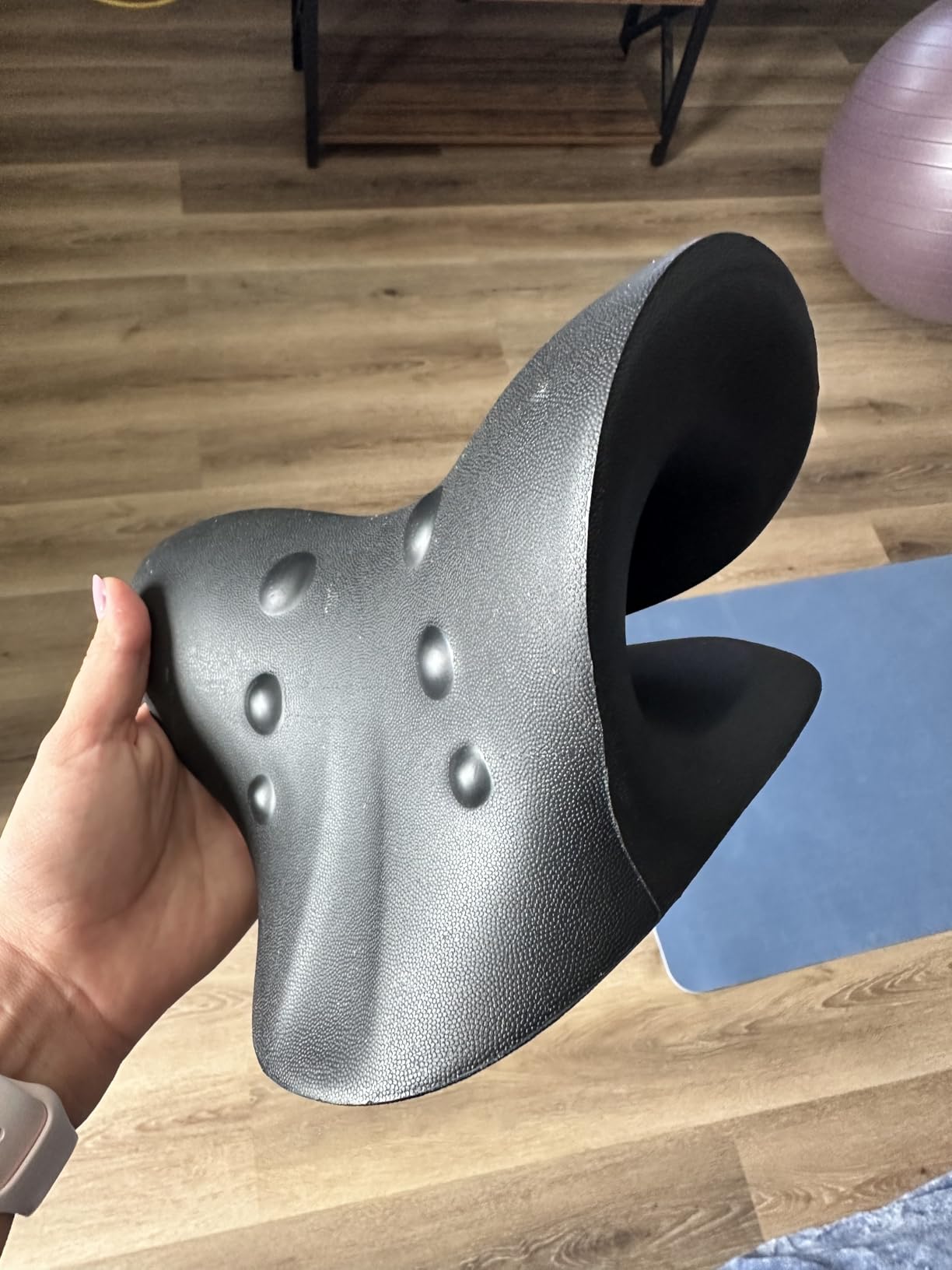 RESTCLOUD Neck and Shoulder Relaxer, Cervical Traction Device for TMJ Pain Relief and Cervical Spine Alignment, Chiropractic Pillow, Neck Stretcher customer photo 2