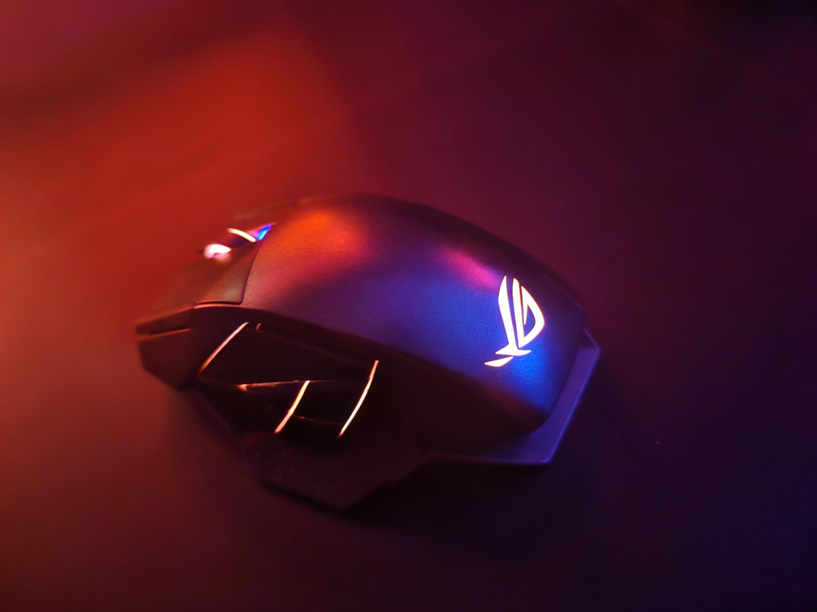 ROG Spatha X Wireless Gaming Mouse - MMO/MOBA Design, 12 Programmable Buttons, Right-Handed, 168g, Dual-Mode (Wired/2.4GHz), 19K DPI, up to 67Hr Battery, Magnetic Charging Dock, Aura Sync RGB customer photo 2