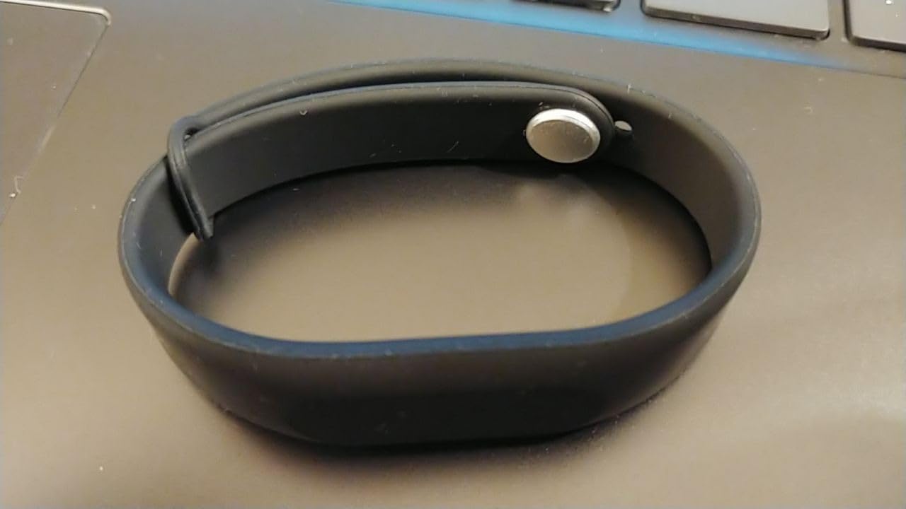 ID RFID Silicone Wristband/Bracelet ID 125 Read Only TK4100 Compatible with EM4100/EM4200 (Pack of 5) customer photo 1