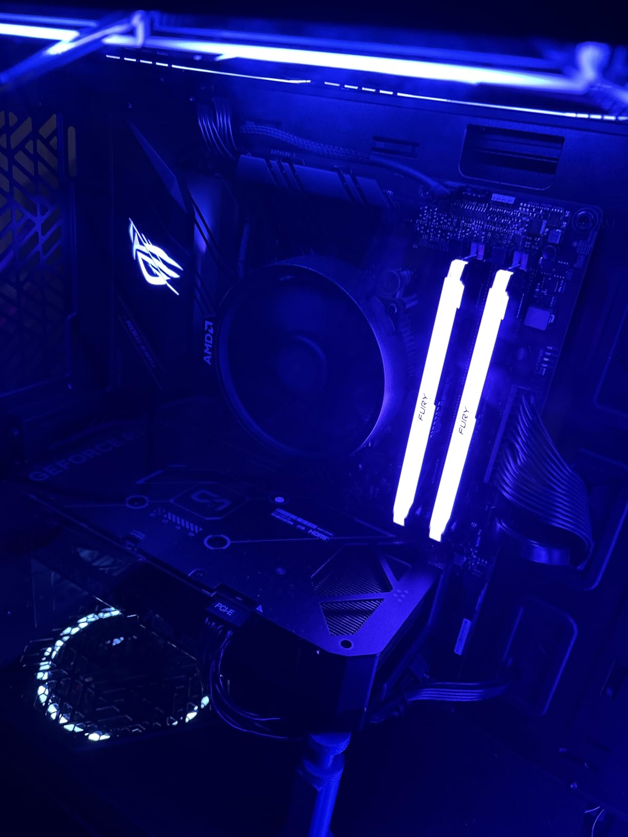 ROG Strix B550-F Gaming WiFi II AMD AM4 ATX Gaming Motherboard (PCIe 4.0, WiFi 6E, 2.5Gb LAN, BIOS Flashback, HDMI 2.1, Addressable Gen 2 RGB Header and Aura Sync) customer photo 2