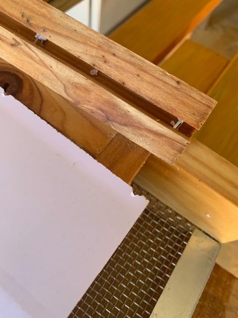 BeeCastle Beehive Screened Bottom Board Dipped in Beeswax,Screened Bottom Board with Solid Wood (10-Frame) customer photo 1