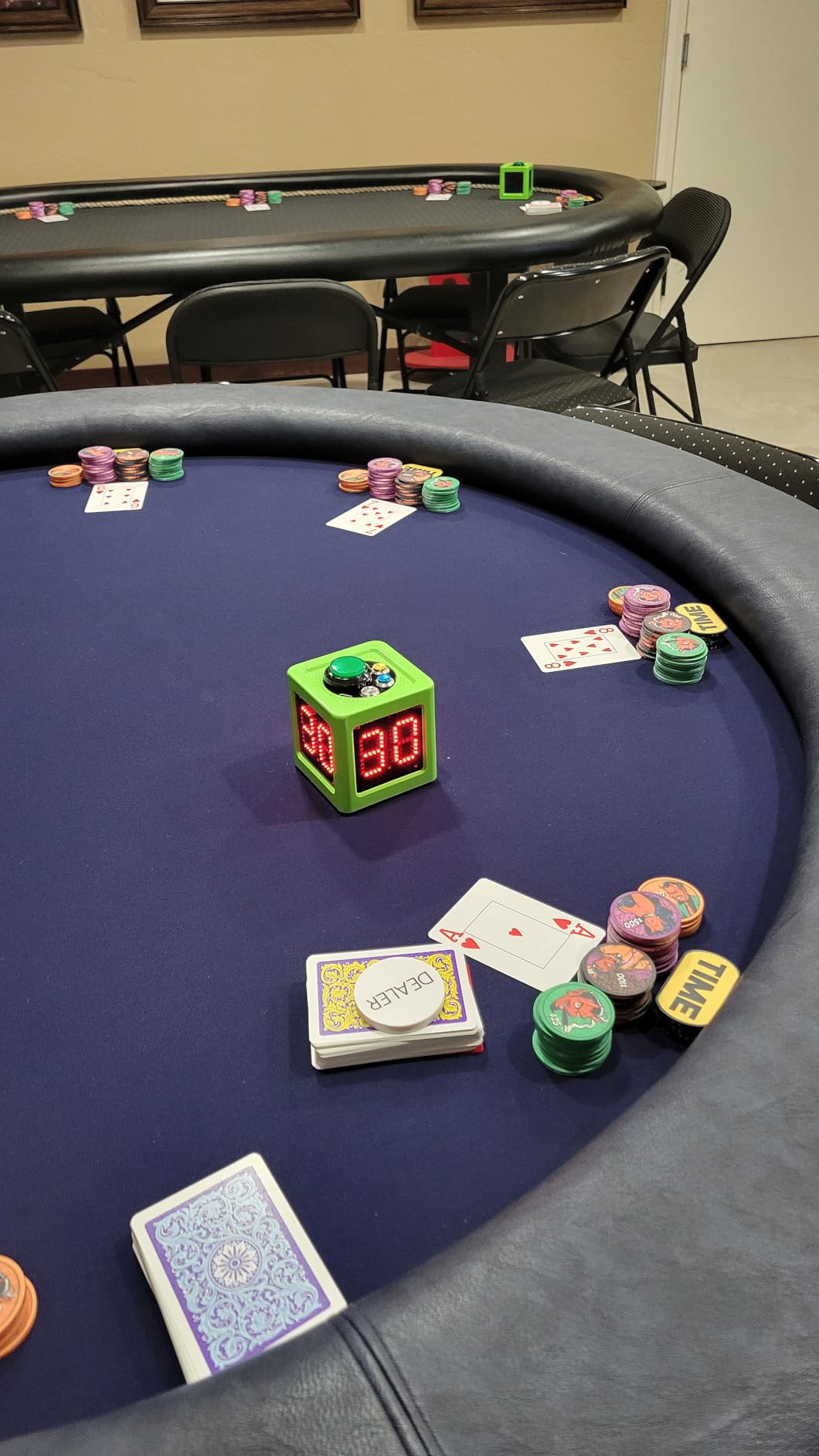 GANXIN Poker Shot Clock, Seconds Countdown Timer for Poker/Casino/Chess Tournament,20/30 Sec and Custom Time,4-Sides Cube Timer (Small,Green) customer photo 1