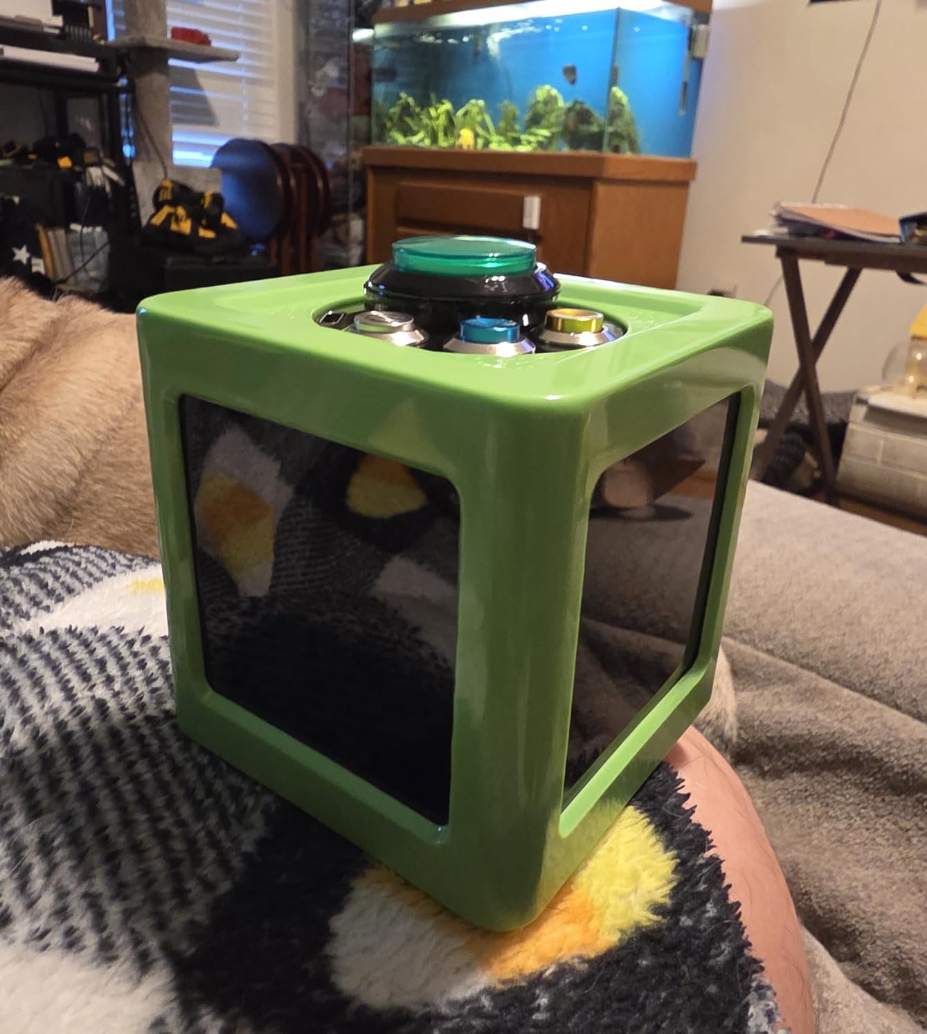 GANXIN Poker Shot Clock, Seconds Countdown Timer for Poker/Casino/Chess Tournament,20/30 Sec and Custom Time,4-Sides Cube Timer (Small,Green) customer photo 2