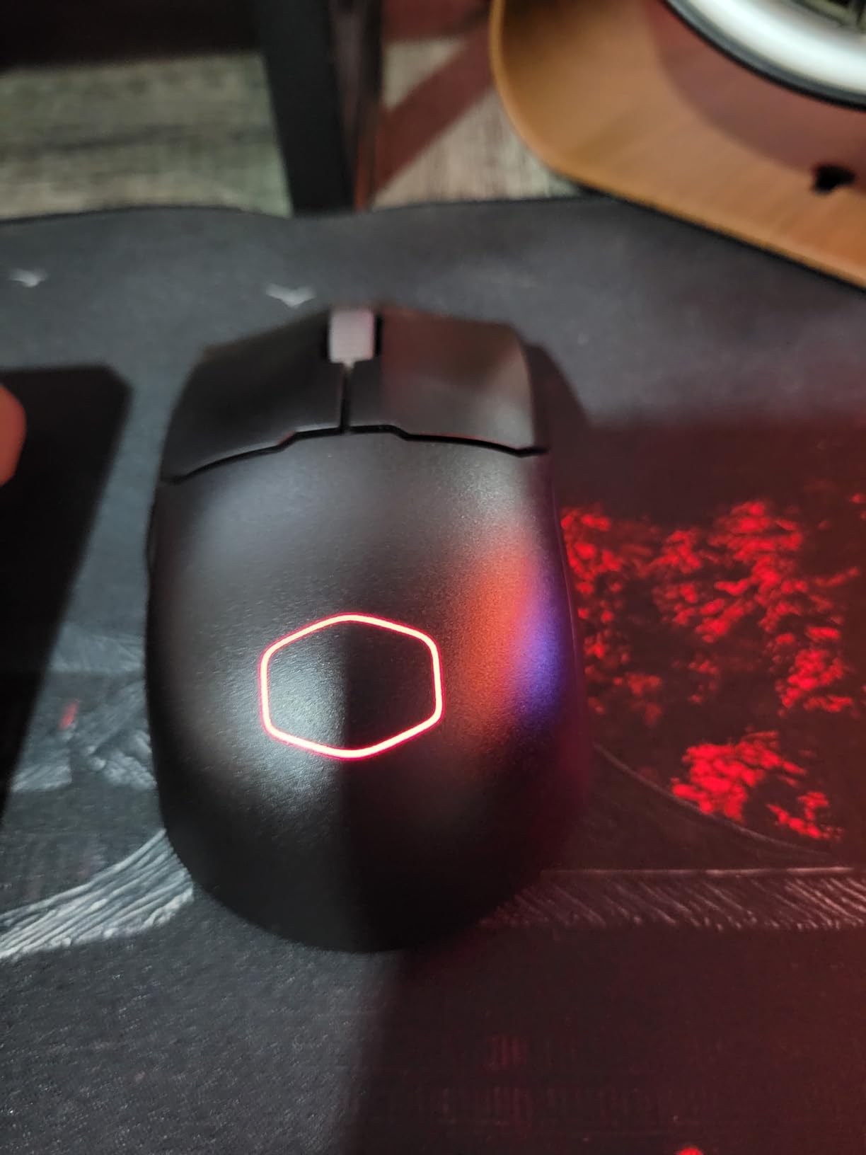 MM712 Wireless Gaming Mouse White with Adjustable 19,000 DPI, 2.4GHz and Bluetooth, Ultraweave Cable, PTFE Feet, RGB Lighting and MasterPlus+ Software customer photo 1