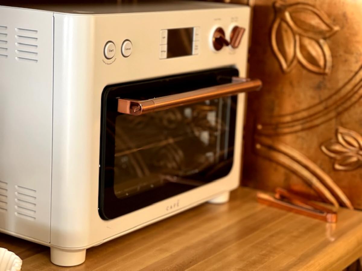 Cafe Couture Oven with 14 essential cooking modes, including Air Fry, CrispFinish, Bake, Broil, Roast, Toast, Pizza, WiFi & Smart Connected, Voice Control, Countertop Small Appliances, Matte Black customer photo 1