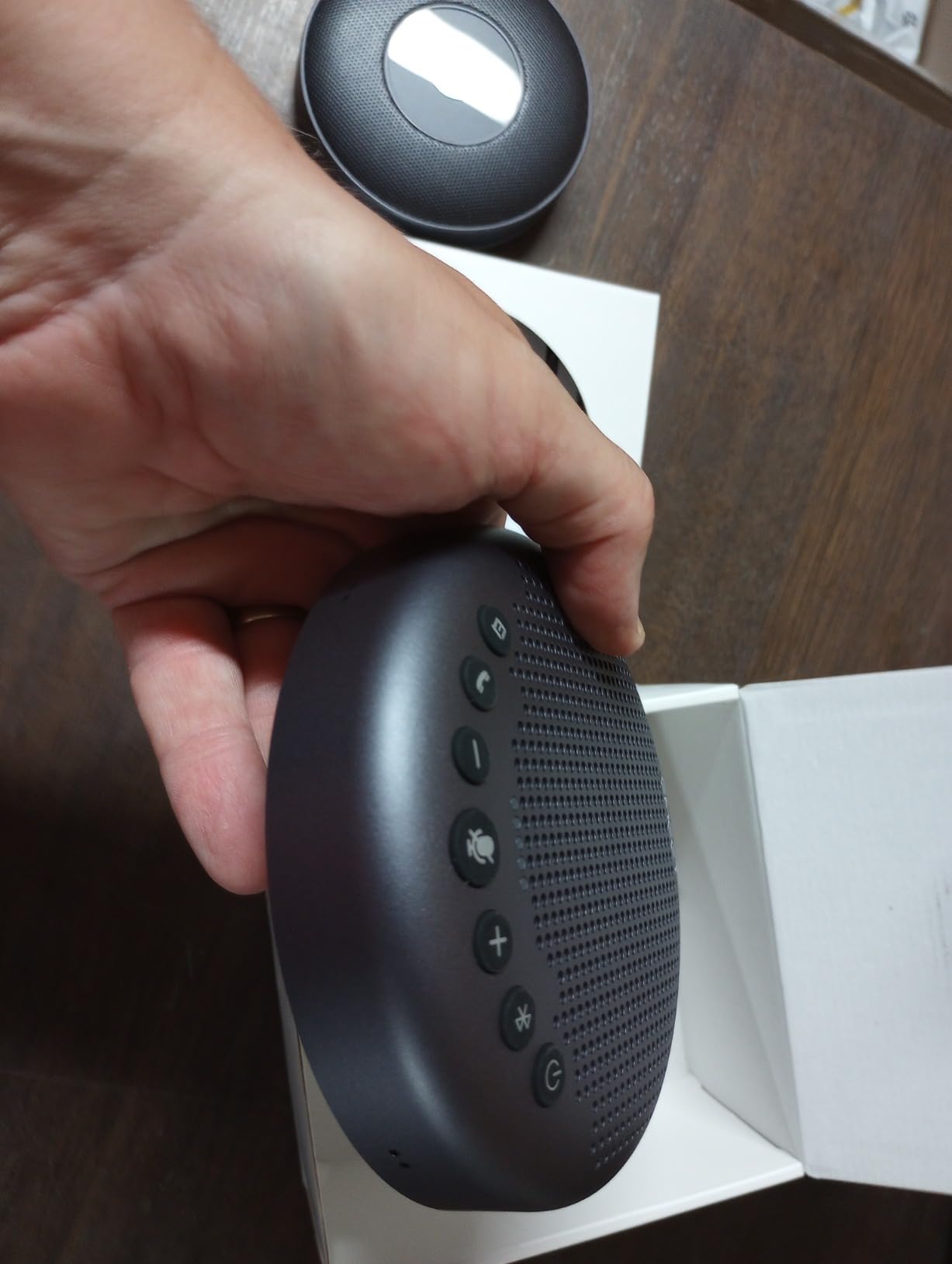 EMEET Conference Speaker and Microphone w/8+1 Mics, 360° Voice Pickup, Noise Reduction, Bluetooth/USB/Dongle customer photo 2