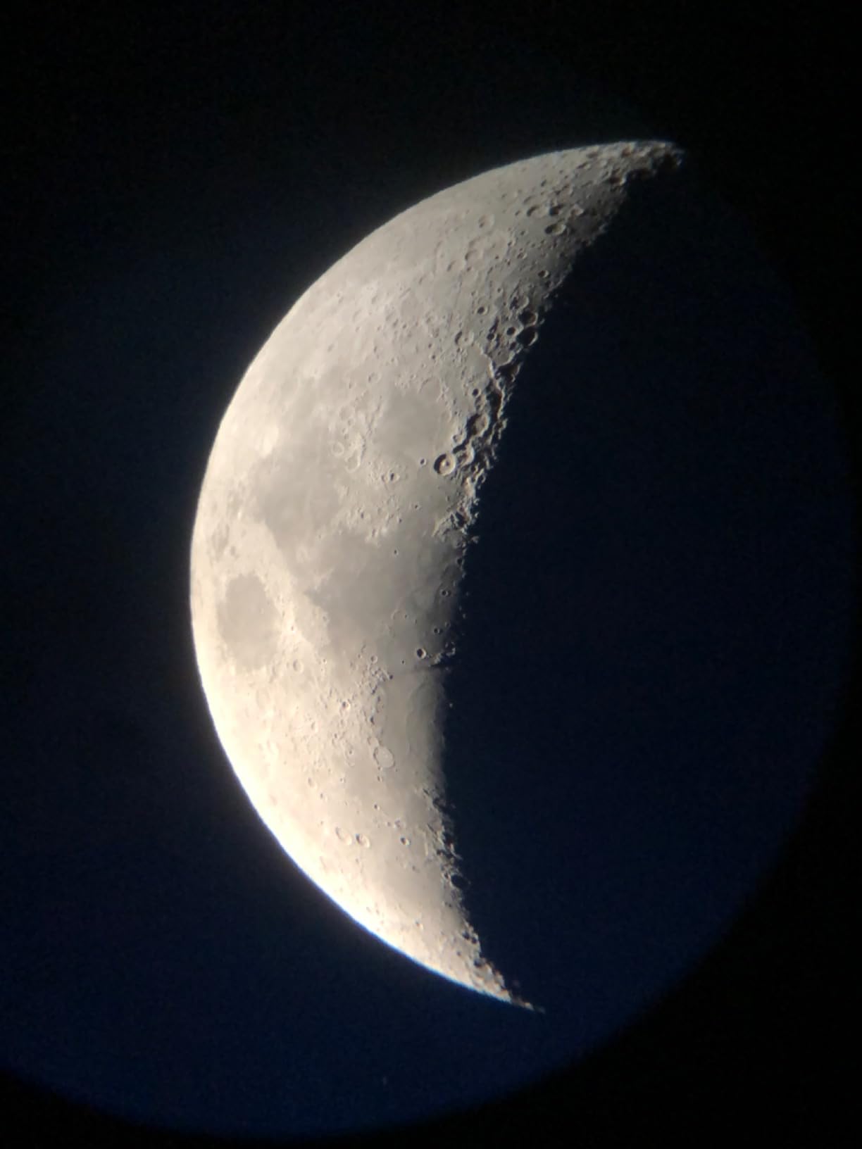 Celestron StarSense Explorer 150AZ App-Enabled Telescope - 150mm Tabletop Dobsonian with StarSense App - GoTo Navigation customer photo 1