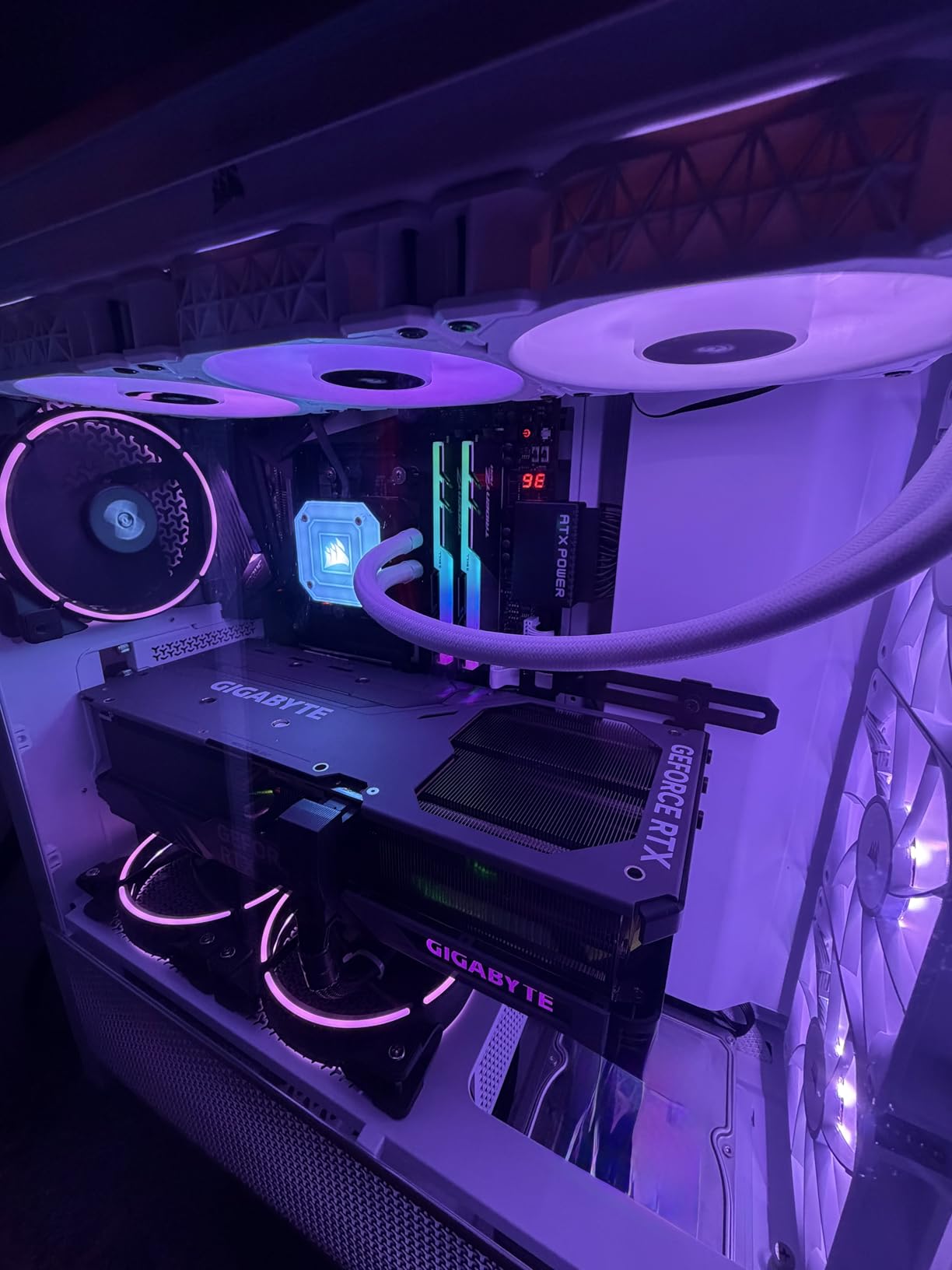 12VHPWR 90 Degree Adapter: 16 Pin GPU Power Connector 600W Pcie5.0 Right Angle Power Adapter for 12+4pin RTX 3090Ti 4070Ti 4080 4090 Graphic Card GPU (Type A) customer photo 1