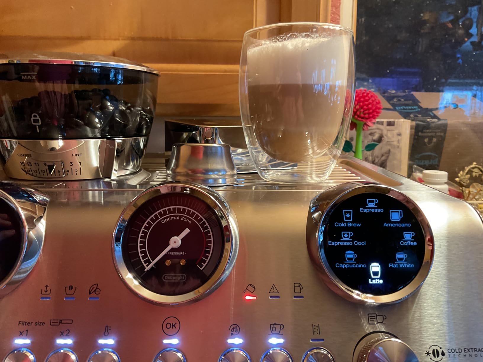 De'Longhi La Specialista Arte Evo Espresso Machine - Compact Cold Brew Coffee Maker with Grinder, Milk Steam Wand/Frother & Tamping Tools customer photo 1