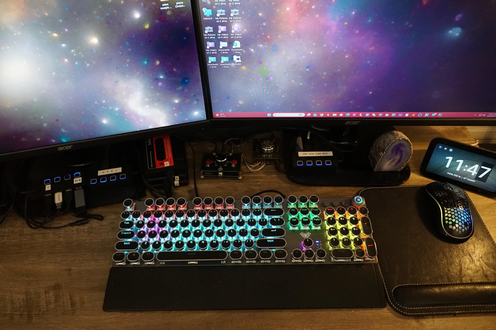 SABRENT USB-C Hub & SSD Enclosure, 6-Port Dock with M.2 SSD Slot, 90W Power Delivery, USB 3.0 & 2.0 Ports, 4K HDMI, RJ45 Gigabit Ethernet (HB-6PNV) customer photo 1