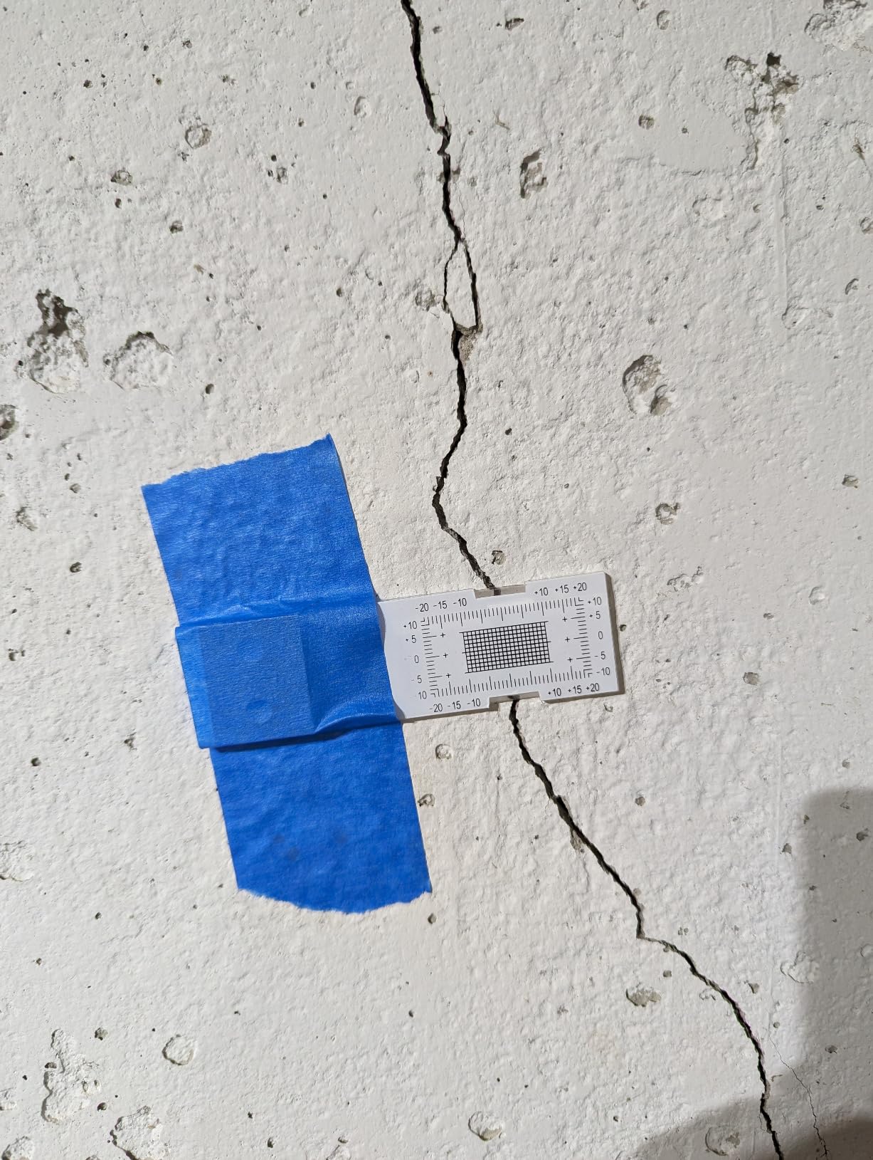 Crack Monitor, Cover ±20 mm (±0.79