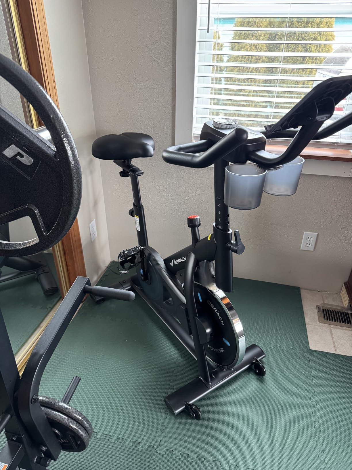 MERACH Exercise Bike, Brake Pad Stationary Bike with Exclusive App, Low Noise Indoor Cycling Bike with 300lbs Weight Capacity customer photo 1