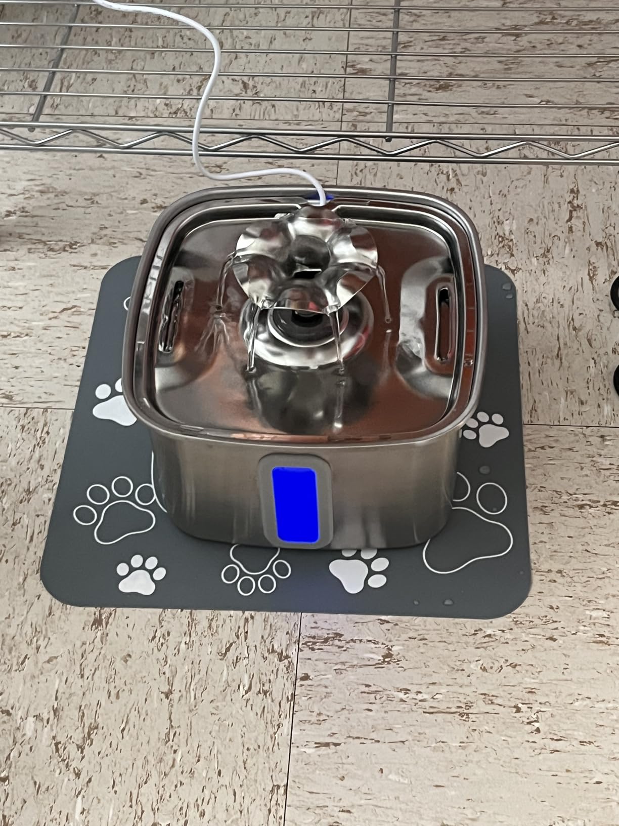 Veken Innovation Award Winner Stainless Steel Cat Water Fountain, 95oz/2.8L Automatic Pet Fountain Dog Water Dispenser with Replacement Filters & Silicone Mat, Gifts for Cats, Dogs (Silver) customer photo 1