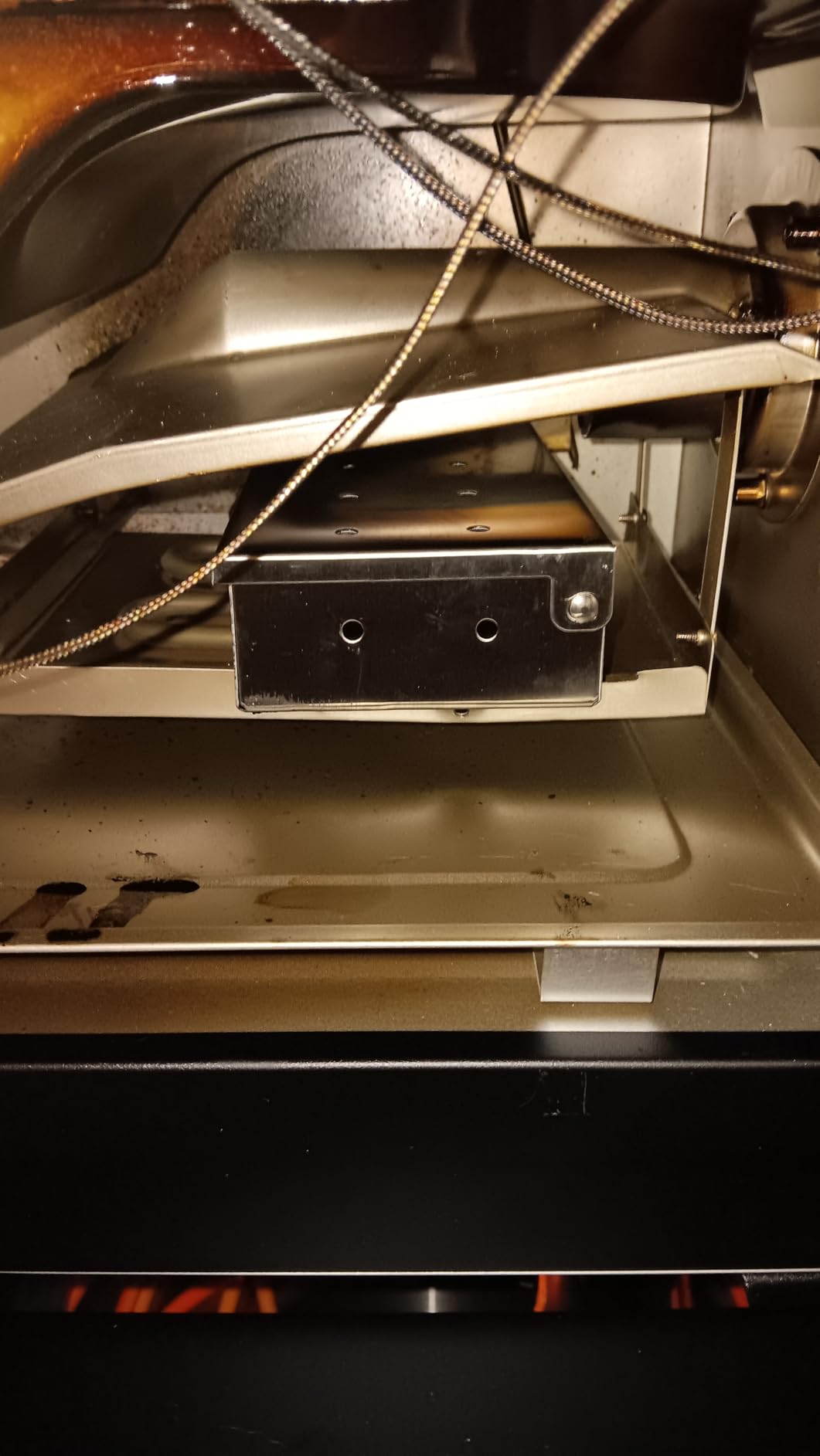 Masterbuilt 710 WiFi Digital Smoker, Vertical Design, 711 Cooking Sq. Inches, 4 Chrome Coated Smoking Racks, Wood Chip Loader, Electric Fuel Source customer photo 1