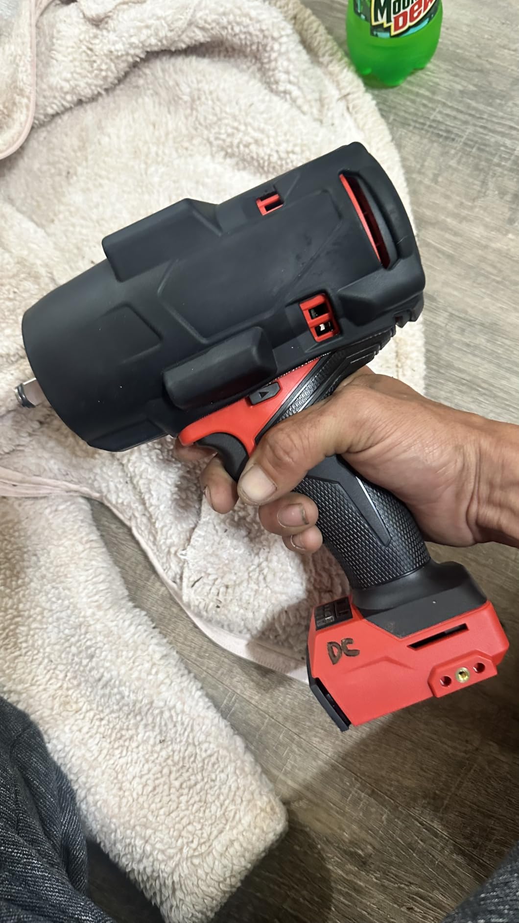 Milwaukee Electric M18 Fuel 1/2 HIGH Torque Impact Wrench with Friction Ring customer photo 1
