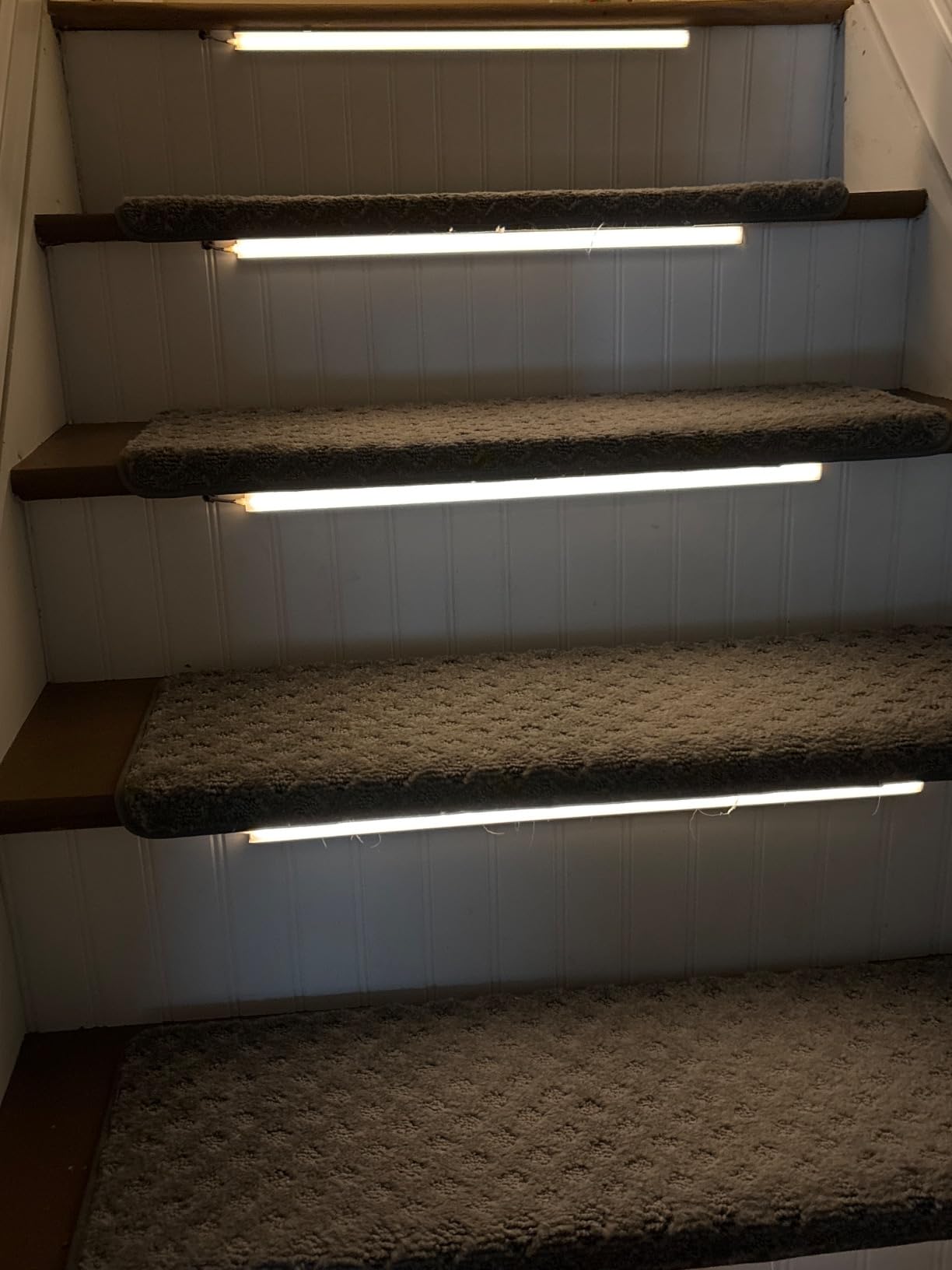 Motion Sensor with Daylight Sensor Sync Light Up Type LED Stair Lighting Kit SSL-0516, Suilt for 20-40inches Wide Indoor Staircase (Warm White 3000K, 16 Stairs) customer photo 1