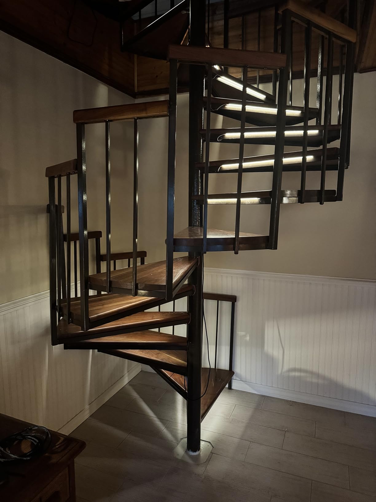 Motion Sensor with Daylight Sensor Sync Light Up Type LED Stair Lighting Kit SSL-0516, Suilt for 20-40inches Wide Indoor Staircase (Warm White 3000K, 16 Stairs) customer photo 2