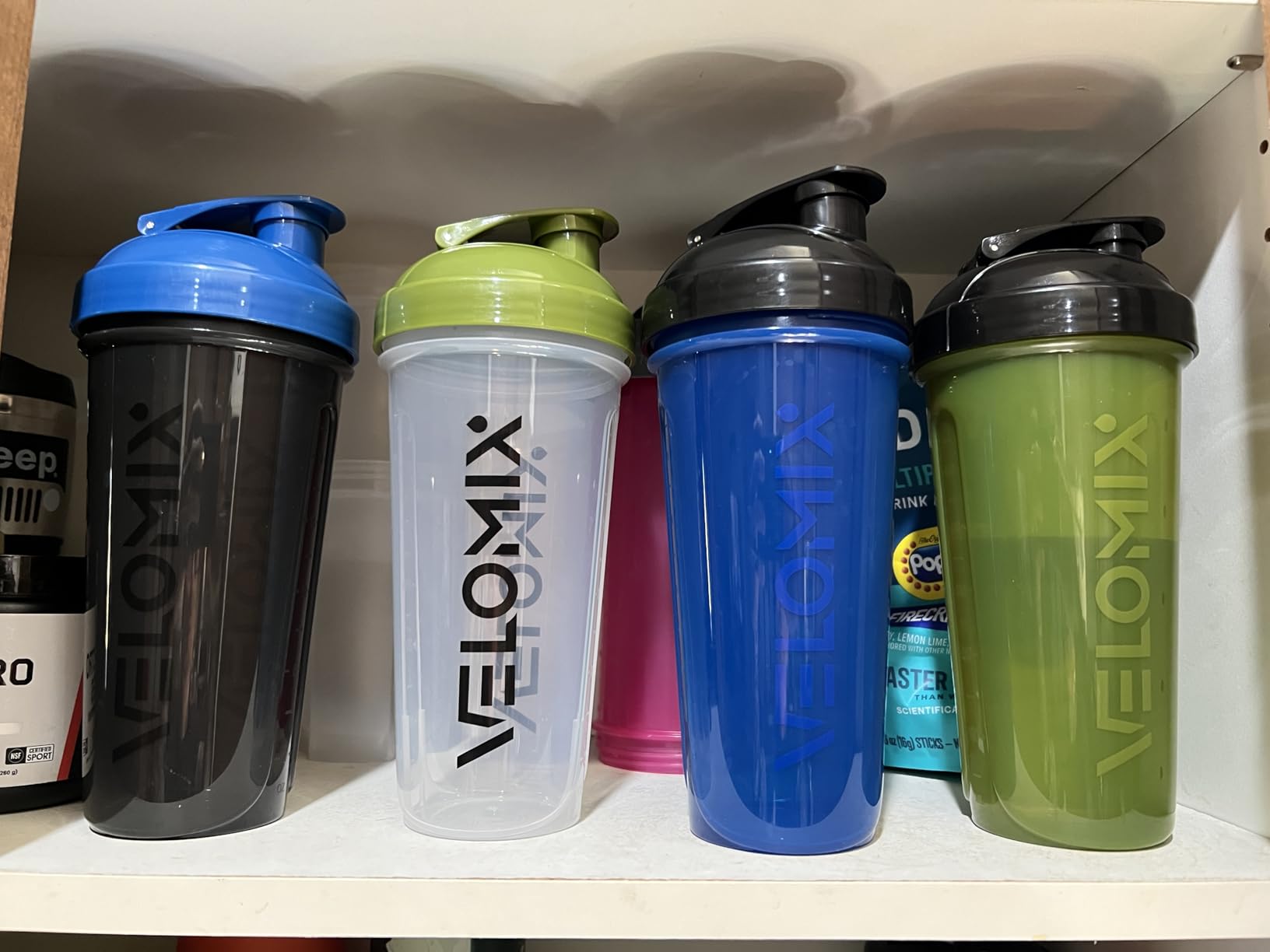 VELOMIX -2 Pack- 28 oz Protein Shaker Bottles for Protein Mixes - 2x Wire Whisk | Leak Proof Shaker Cups for Protein Shakes | Protein Shaker Bottle Pack (Black/Transparent) customer photo 1