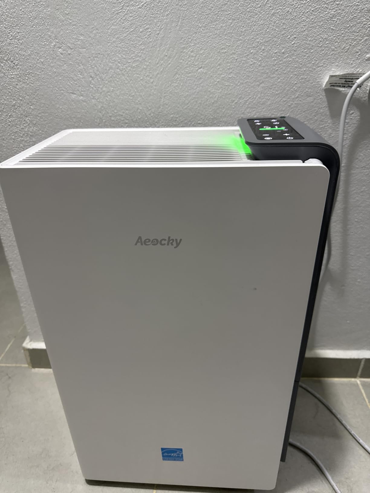 AEOCKY 4500 Sq.Ft Energy Star Most Efficient 2025 Dehumidifier, Max 80 Pint/Day Smart Compressor Dehumidifier with Drain Hose, Intelligent Humidistat,for Basement,Bedroom,Home,Bathroom customer photo 1