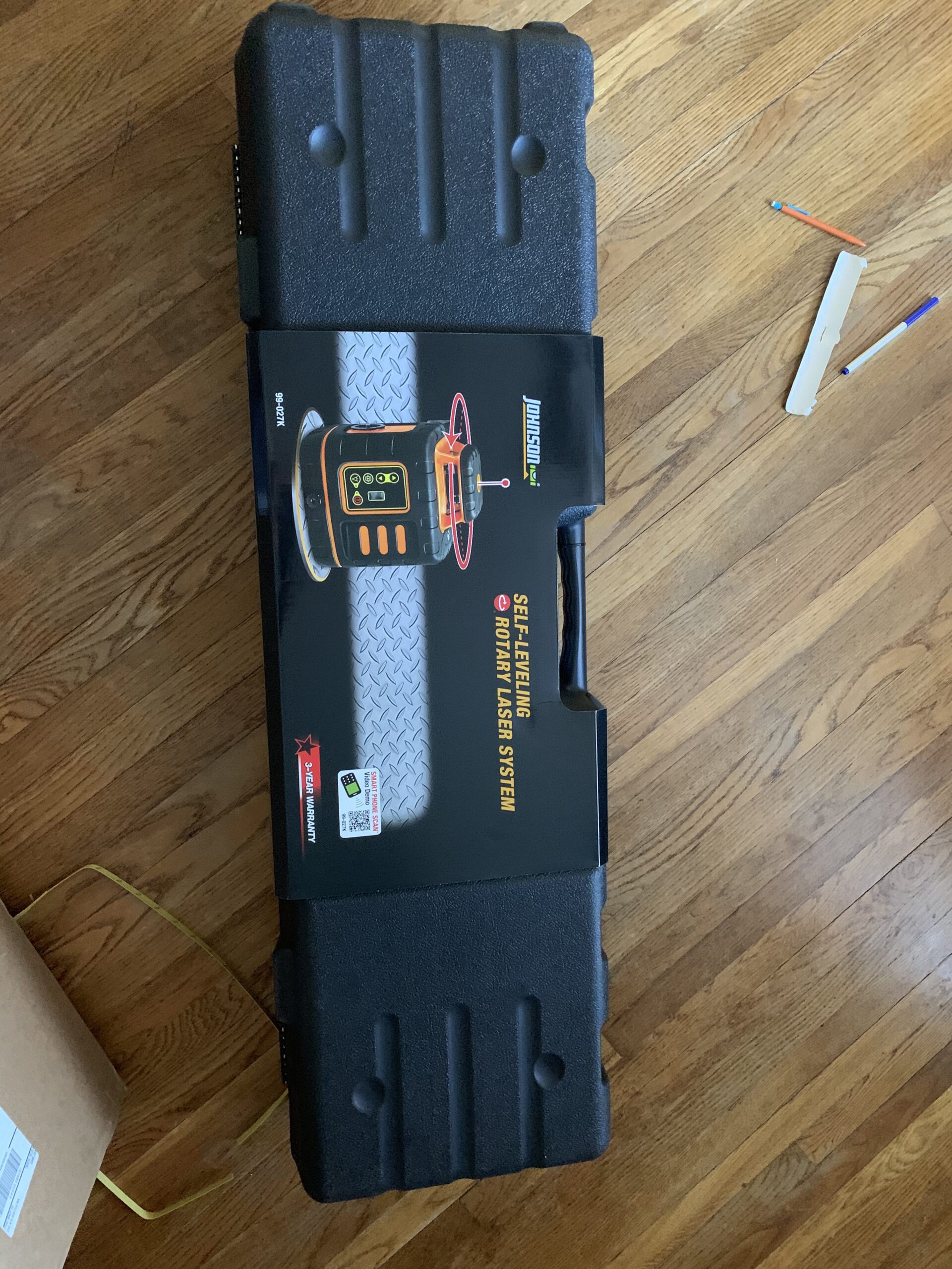 Johnson Level & Tool JRT300-RDHV-K Self-Leveling Red Dual Slope Rotary Laser Kit, 4,000FT Range, Hard-shell Carry Case, Lithium Ion Batteries, Magnetic Target, Laser Detector, Remote Control customer photo 2