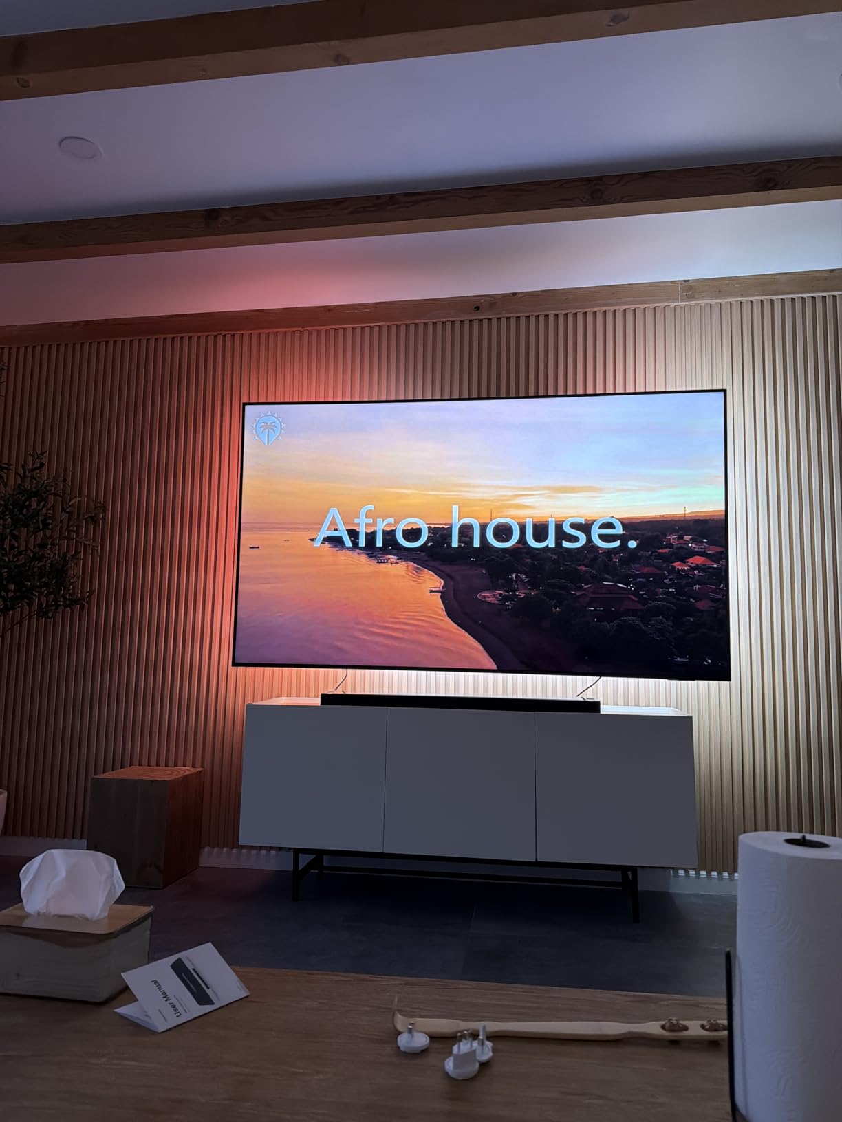 Fancyleds 2.1 Fancy Sync Box Syncing Device with HDMI 2.1, 4K 120Hz, HDR (for 24 to 55 TVs) customer photo 2