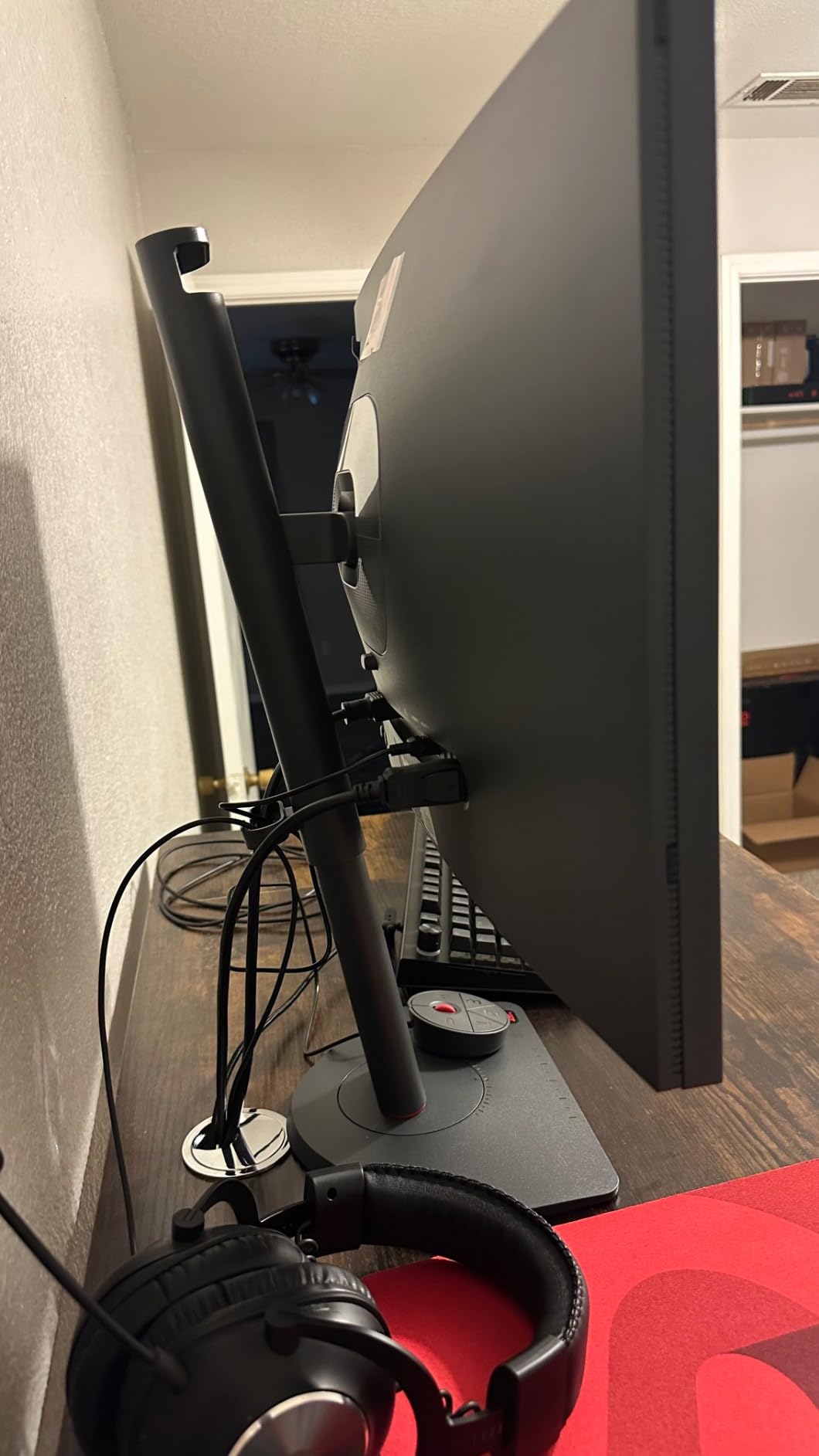 BenQ Zowie XL2566X+ | 24.1 | Fast TN 400Hz Gaming Monitor for Esports | Motion Clarity DyAc2 | 1080p | XL Setting to Share | Shielding Hood customer photo 2