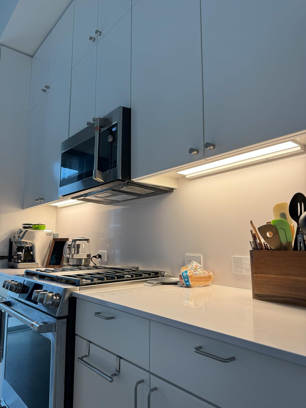 GE Cync Reveal HD+ Smart Undercabinet Light Fixture, Color Changing, 12-in Bar customer photo 2