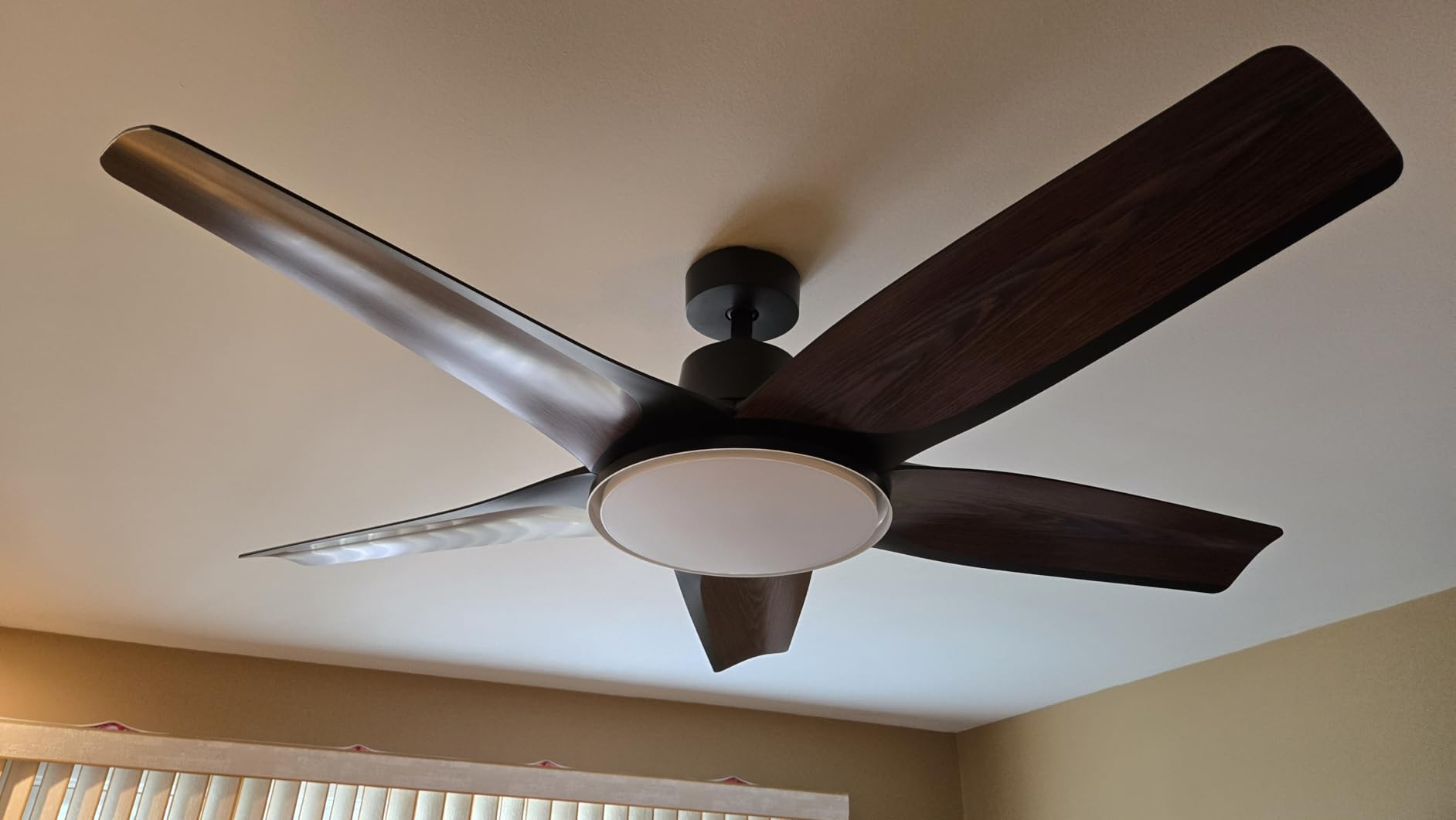 DREO Smart Ceiling Fans with Lights, Low Profile Ceiling Fan with Alexa/App, 52'' Dimmable Lighting & Color Tuning, RGB Ambient Light customer photo 1