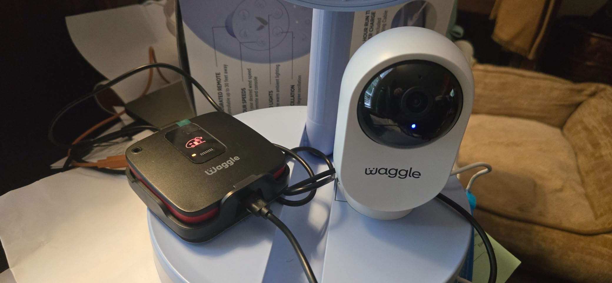 WaggleCam 2K Pet Camera and Treat Dispenser with 360° AI Tracking, 2-Way Audio, Motion Alerts, Night Vision, Dual-Band WiFi (2.4 GHz or 5 GHz) customer photo 1