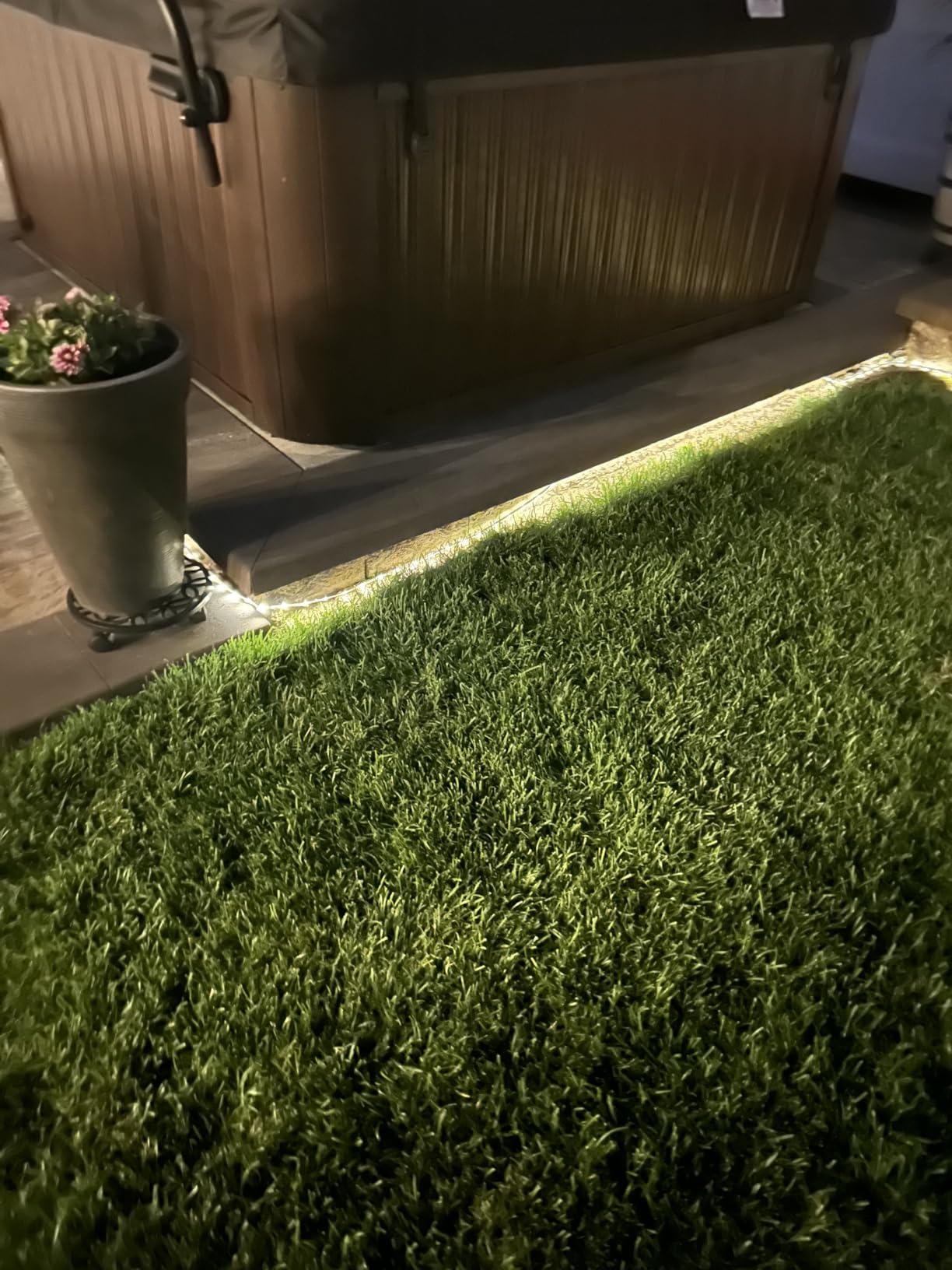 ZAIYW 32.8Ft Dual Color Changing Solar LED Strip Lights Outdoor, IP68 Waterproof Strip Lights with Timer Remote, Self-Adhesive Cuttable Light Strip for Yard Garden Decor (Warm White & Multicolor) customer photo 2