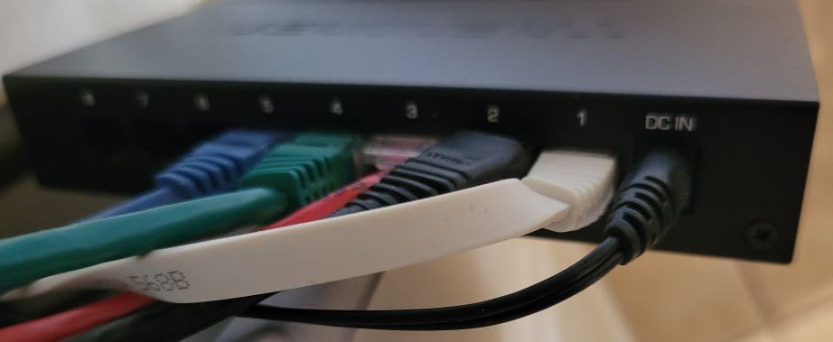 TRENDnet 10-Port 10G Unmanaged Switch, TEG-S7102, 8 x 10G RJ-45 Ports, 2 x 10G SFP+ Ports, 200Gbps Switching Capacity, Rackmount Design, Lifetime Protection, Black customer photo 2