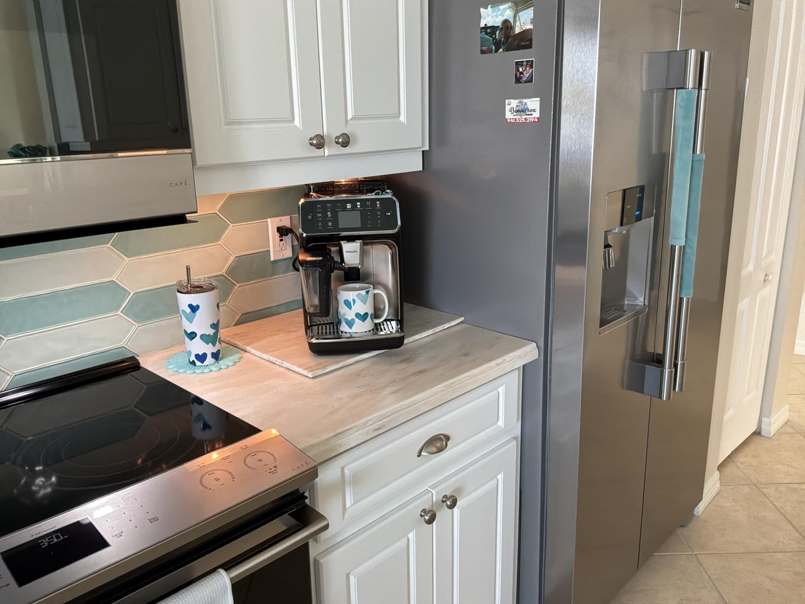 Philips 5500 Series Fully Automatic Espresso Machine, LatteGo Milk System, Integrated Grinder, 20 Hot & Iced Coffee Pre-Sets, SilentBrew, 15-Bar Pressure (EP5544/94) customer photo 1