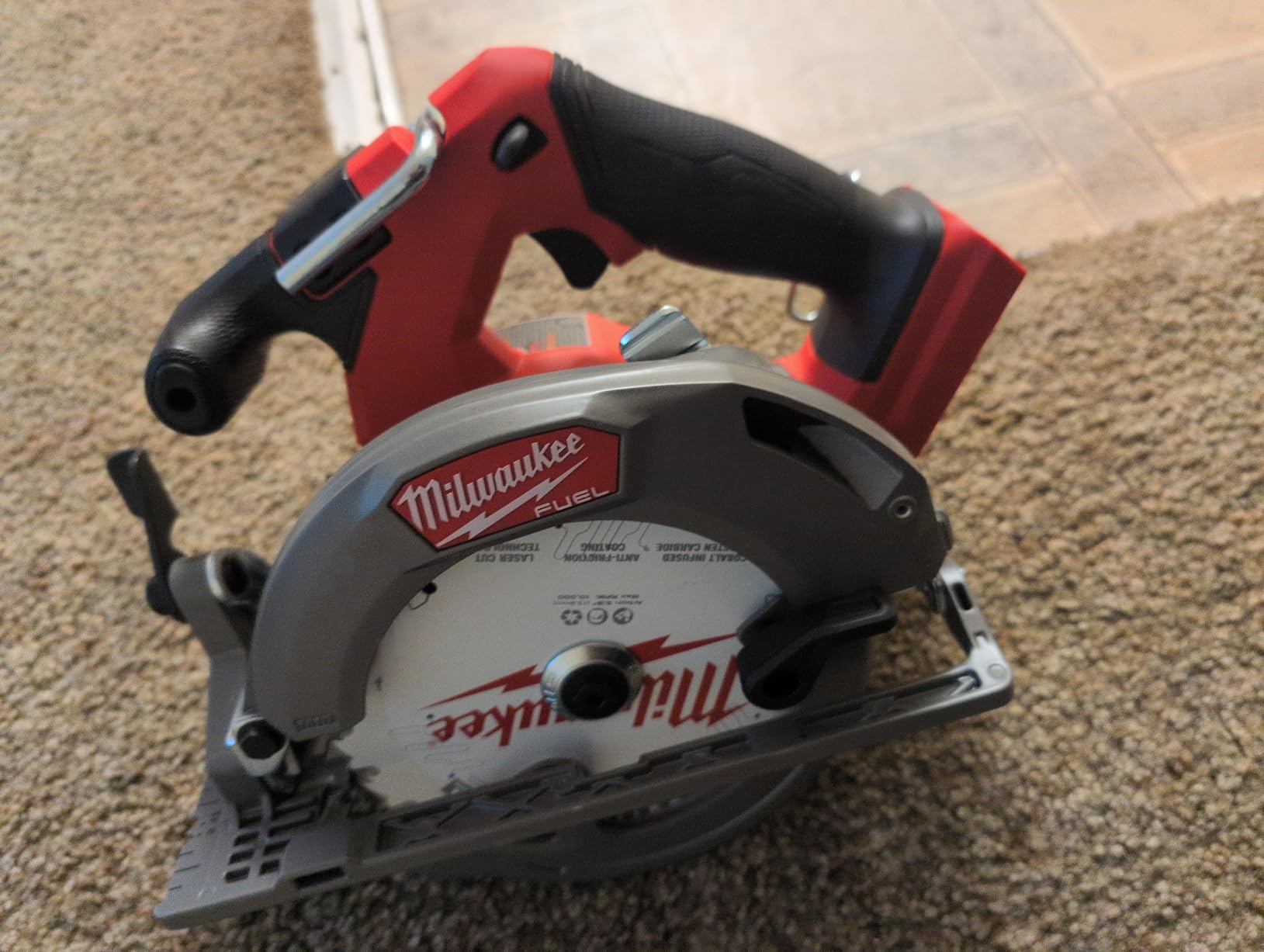 Milwaukee Electric - M18 Fuel 6-1/2 INCH Circular Saw Tool ONLY customer photo 1