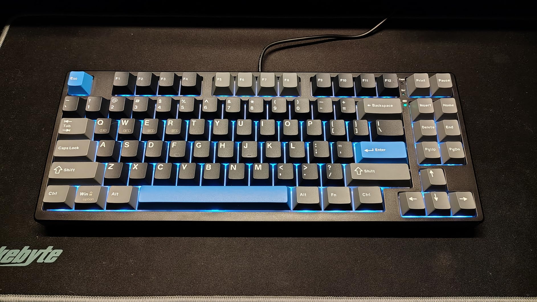 Kisnt KN85 Wireless Mechanical Keyboard, 75% Layout, Bluetooth/2.4GHz/USB-C, Custom RGB Backlit, Hot-Swappable Linear Switch, Creamy Sound for Gaming/Typing (Retro Beige) customer photo 1