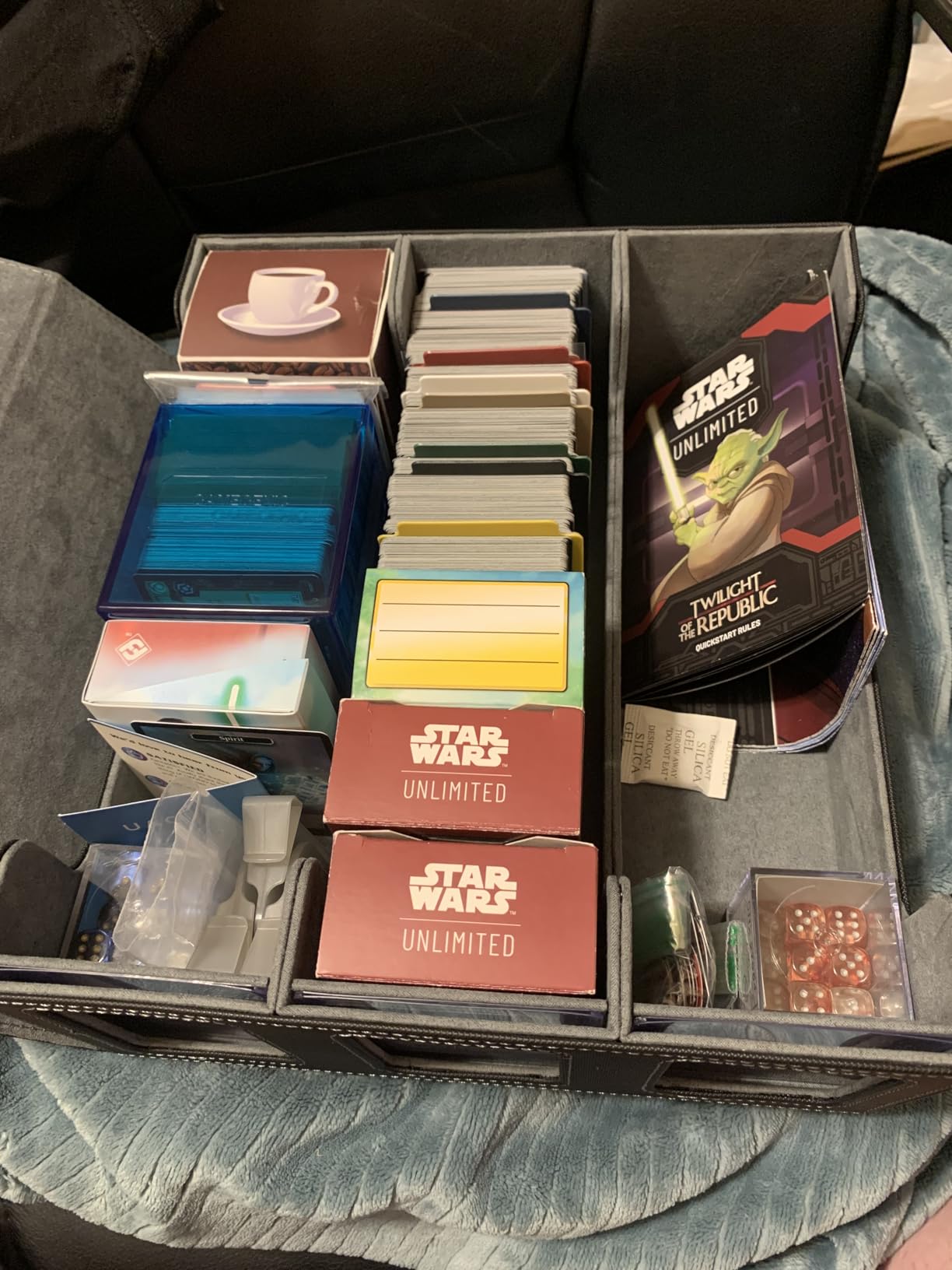 Trading Card Storage Box with Commander Display; 2400+ Deck Box for MTG with Removable Cover; Top Loaders Card Case fits Magic TCG PTCG Sports Cards; 24 Dividers, 4 Stoppers (Black, Grey) customer photo 2