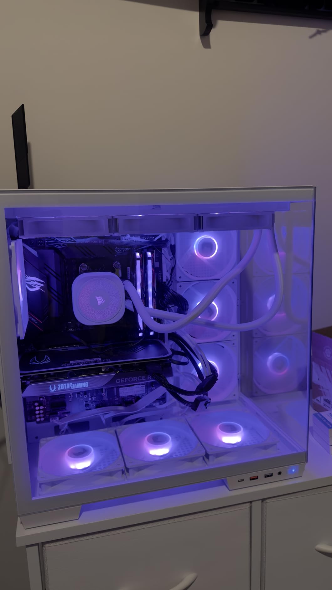 CORSAIR Nautilus 360 RS ARGB Liquid CPU Cooler - 360mm AIO - Low-Noise - Direct Motherboard Connection - Daisy-Chain - Intel LGA 1851/1700, AMD AM5/AM4 - 3X RS120 ARGB Fans - Black customer photo 1