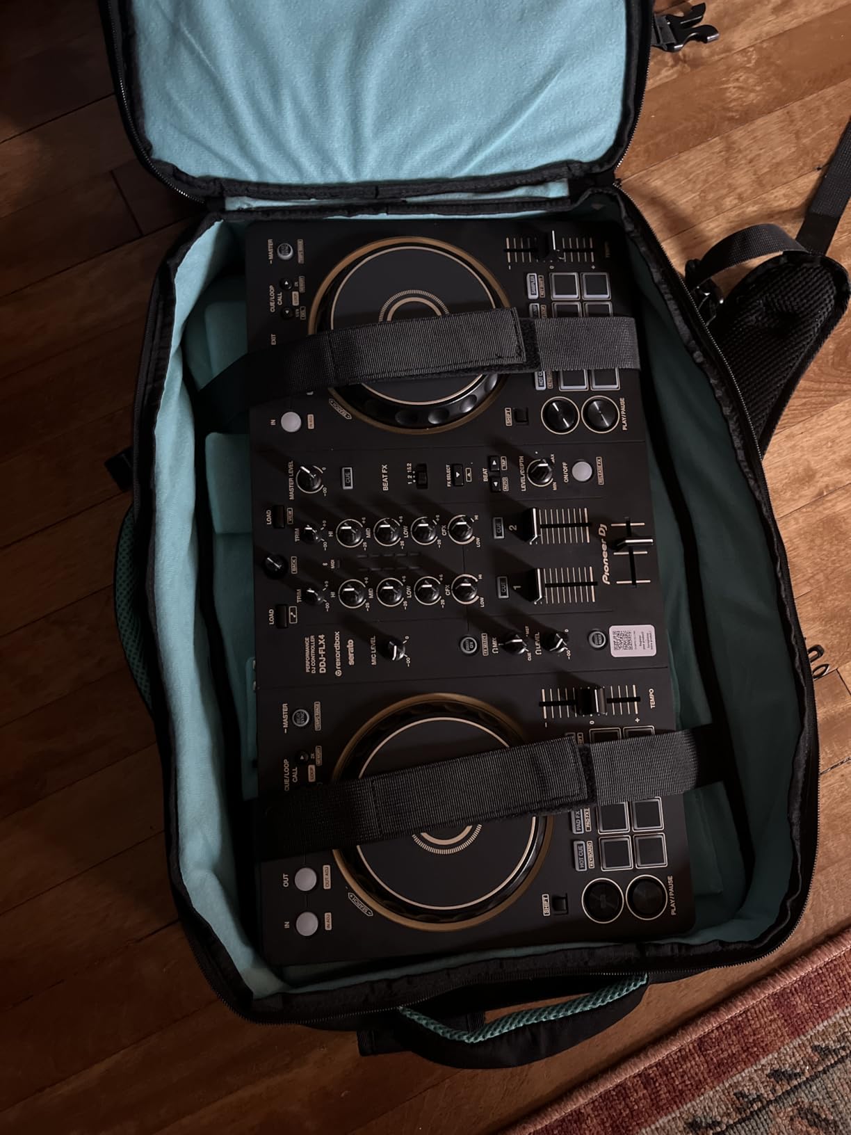 DJ Controller Bag for DDJ-FLX4/DDJ 200/DDJ 400/DDJ REV1, Padded DJ Backpack with Multi-pocket for 17 Inch Laptop, Cables, DJ Carrying Mixer Case with Adjustable Strap for DJ Equipment customer photo 2