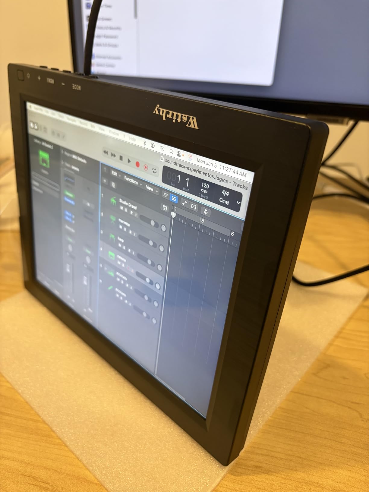9.7 Inch Small Monitor 1024x768 Portable Monitor 4:3 Screen Display with HDMI VGA AV BNC USB Port, 60Hz, VESA, Built-in Speaker, Remote Control for PC Computer Laptop RasPi customer photo 1