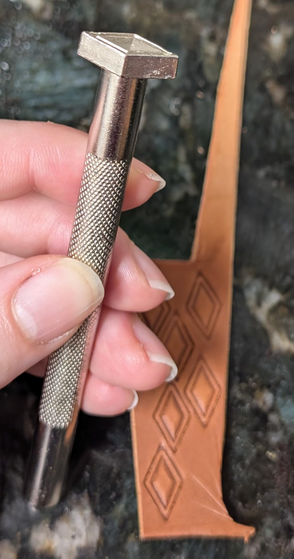 Leather Stamping Tools,2 Pack Professional Leather Stamps for Craft Working(84-18+87-38) customer photo 2