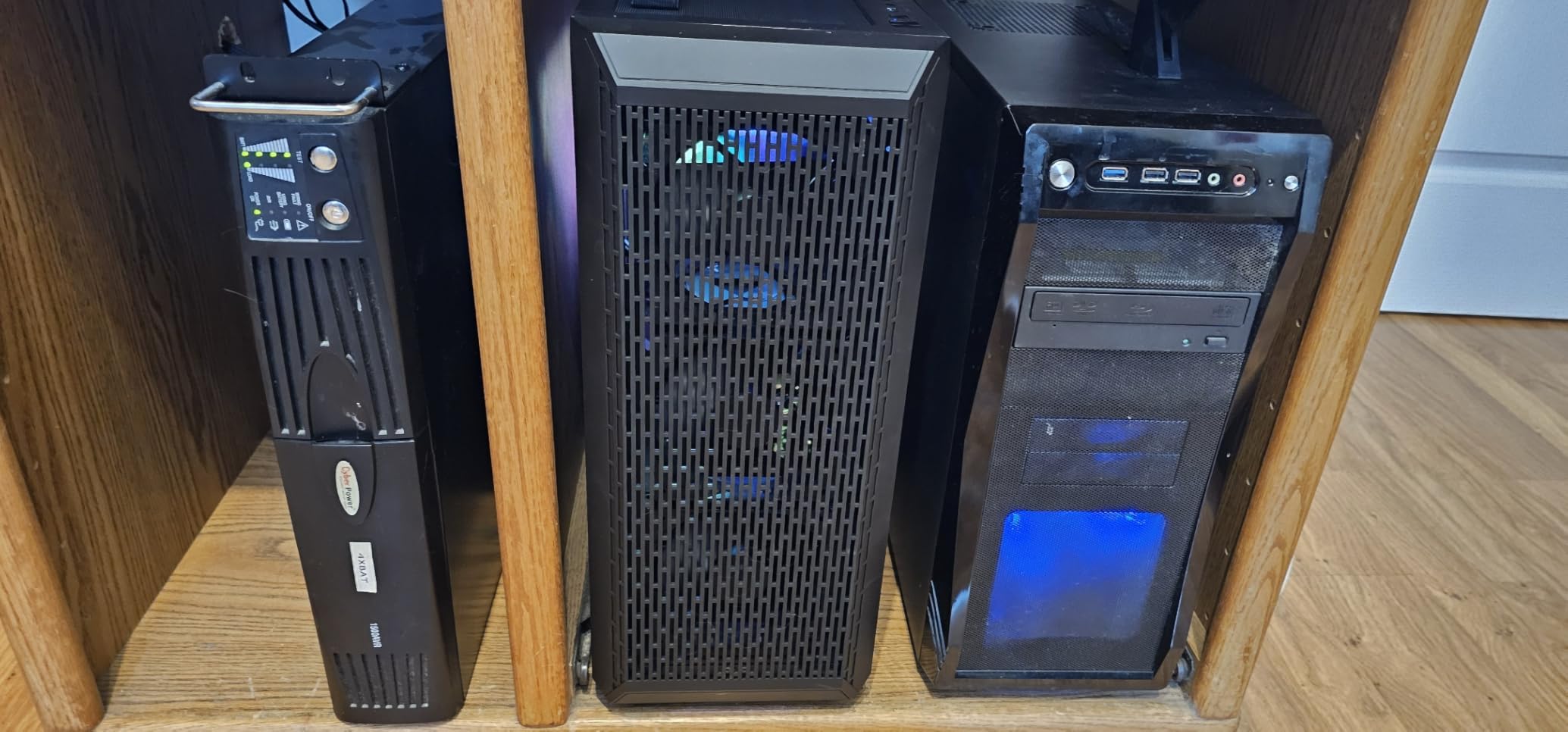 DARKROCK Classico Max Storage Master E-ATX Computer Case with 4x120mm Black Fan, 10 x3.5 HDD+3 x2.5 SDD USB 3.0 Ready, 360mm Radiator Supported, Vertical Slots for GPU Vertically Mount - Black customer photo 2
