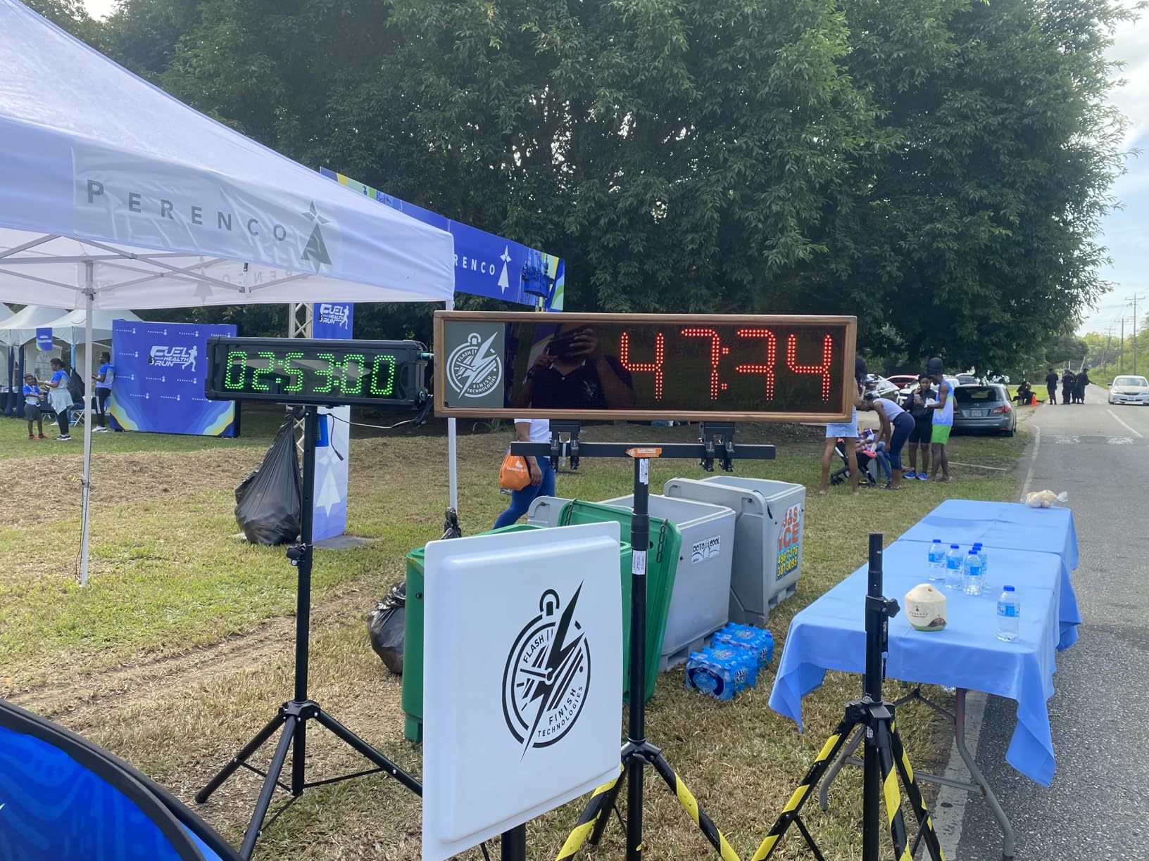 Large LED Display Digital Race Timer with Battery,Function-Countdown/Up/Time Clock, Remote Control, Tripod Stand and Adjustable Brightness for Sports Events, Races, Meetings, Presentations customer photo 1