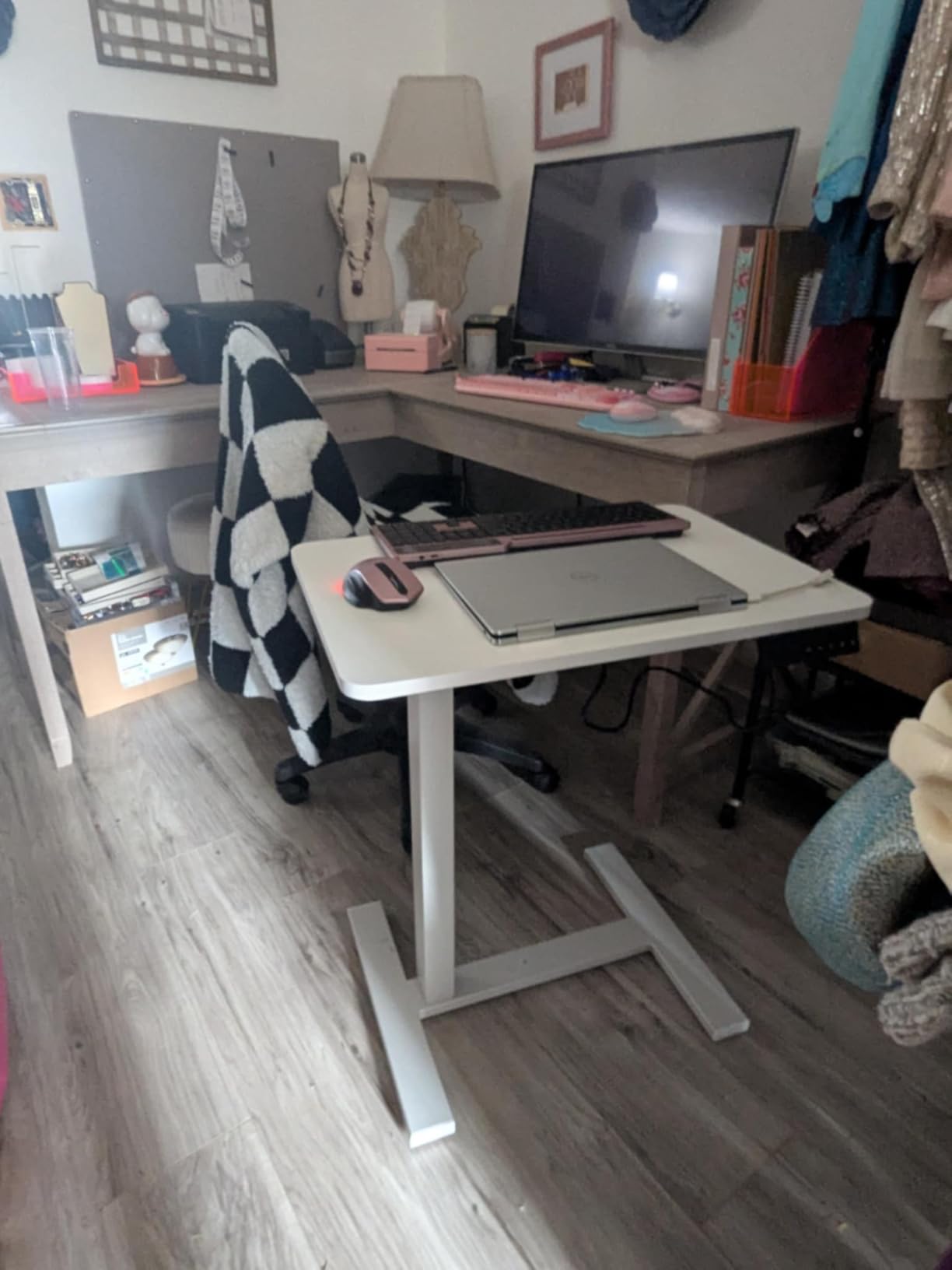 FiCiHi Electric Standing Desk with Wheels - Adjustable Height Mobile Sit-Stand Laptop Table, Portable Rolling Small Computer Workstation for Home Office & Bedside Use (28