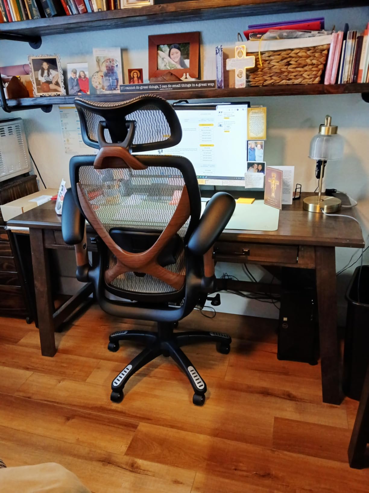 ELABEST X100 Ergonomic Mesh Office Chair with Footrest, Big and Tall Home Desk Chair with 5D Flip-Up Arms, Adjustable 3D Lumbar Support,Gaming & Executive Computer Chairs customer photo 1