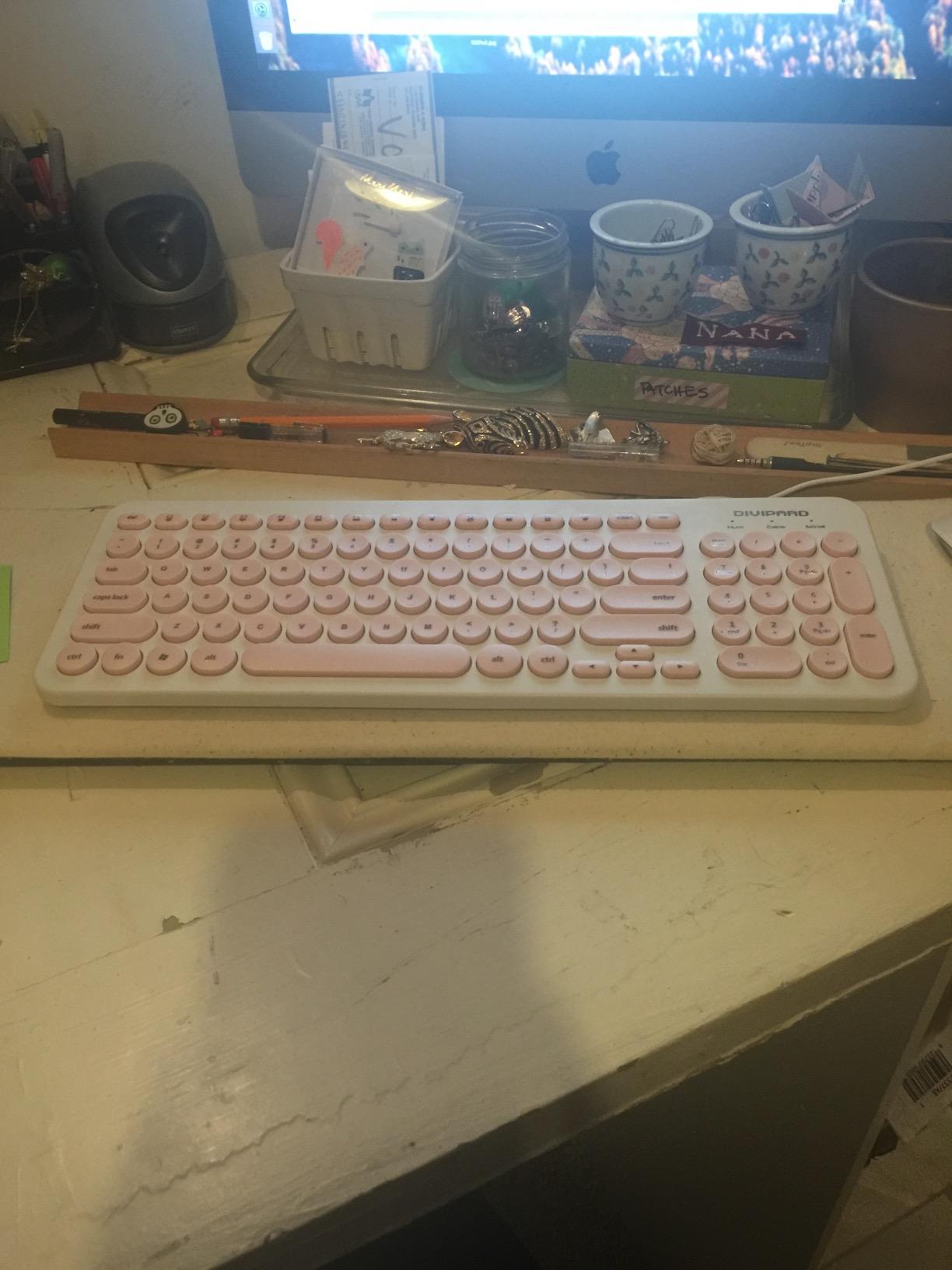 75 ％ Wireless Gaming Keyboard and Mouse Combo, Tri-Mode BT5.0/2.4GHz/USB-C, RGB Backlit Keyboard + 3D 1600DPI Mice, 2000mAh Battery, 80 Keys, Knob Volume Control (Black) customer photo 2