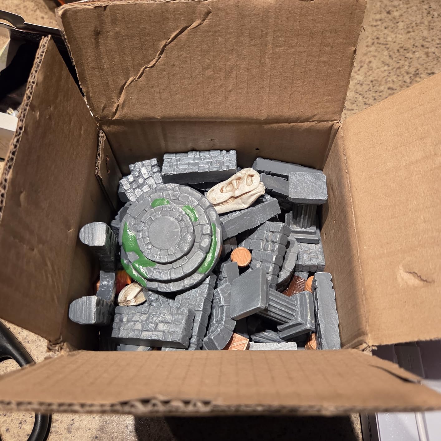 Warmtree 60 Pcs Modular Dungeon Walls,28mm Miniature Terrain Building Accessories for Tabletop Scene Diorama Supplies Battle Grid Mat Accessory customer photo 1