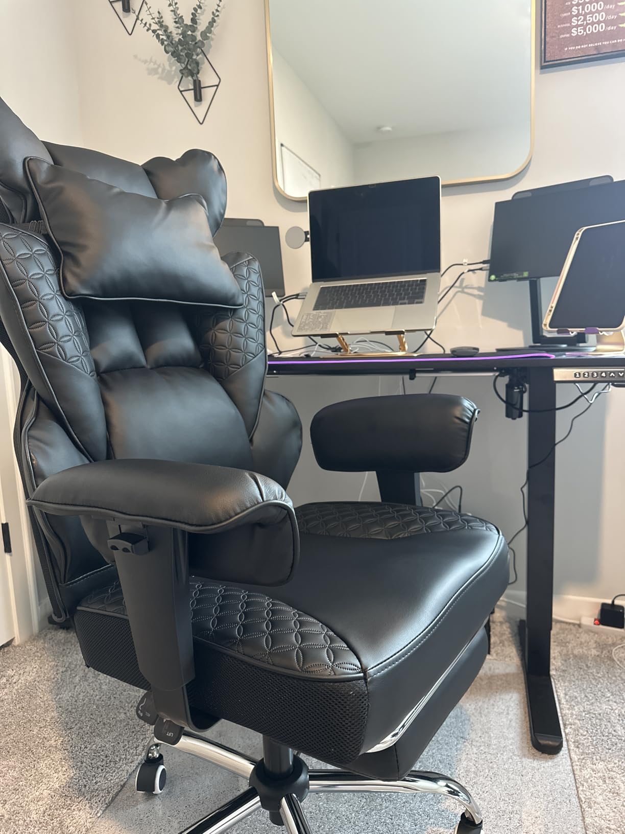 GTPLAYER Big and Tall Gaming Chair 400lbs Heavy Duty Office Chair with Foot Rest & Ergonomic Pocket Spring Lumbar Support, High Back 3D Saddle Shaped Cushion for Back Pain Relief, Matte-Black customer photo 2