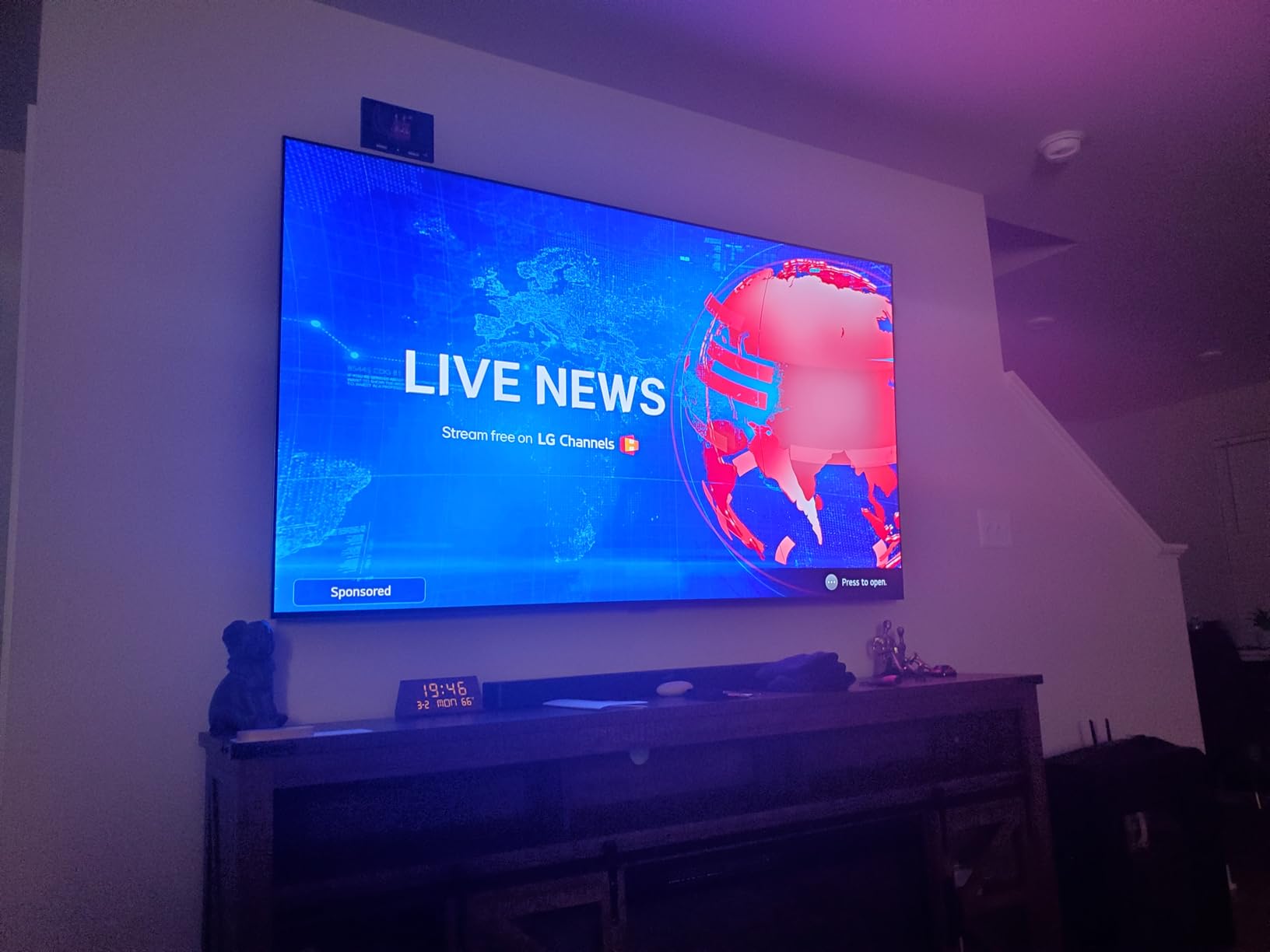 LG 65-Inch Class OLED evo AI Super Upscaling 4K G5 Series Smart TV w/Dolby Atmos, Vision, HDR10, Filmmaker Mode, Wow Orchestra, Alexa Built-in (OLED65G5WUA, 2025) customer photo 1